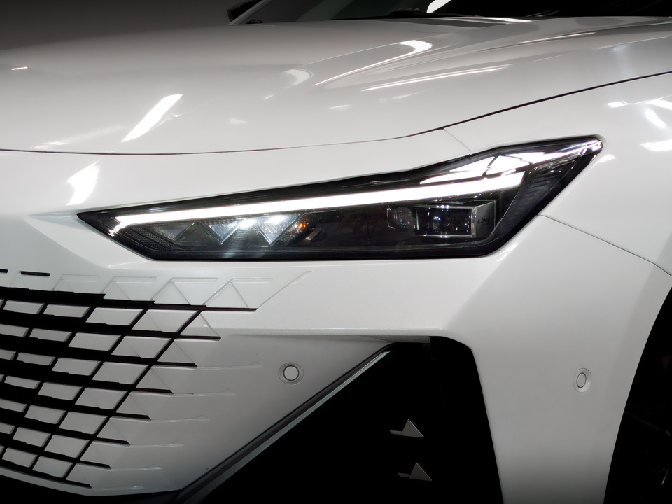 Фото Changan UNI-V с пробегом 32 676 км