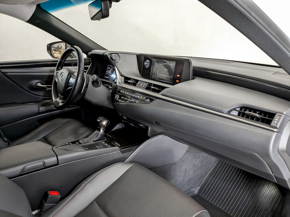 Фото Lexus ES с пробегом 144669 км