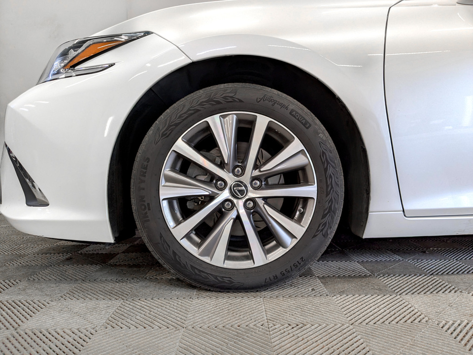 Фото Lexus ES с пробегом 144669 км