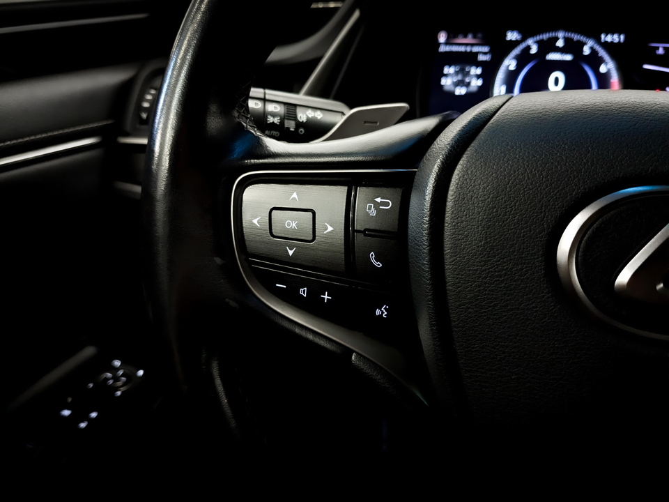 Фото Lexus ES с пробегом 144669 км