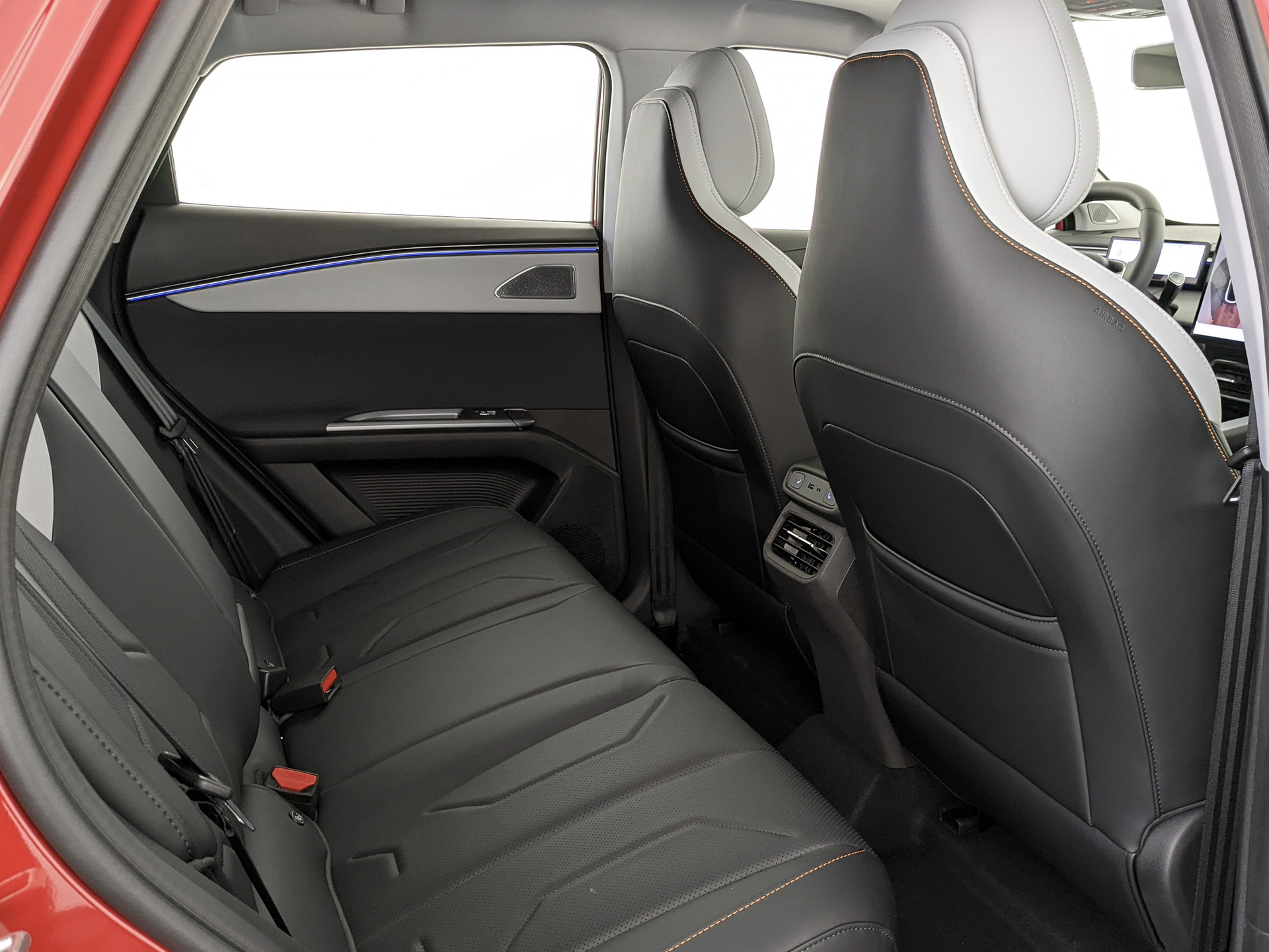 Фото Omoda C5 Стиль NG 1.5T/147 7RT 4WD
