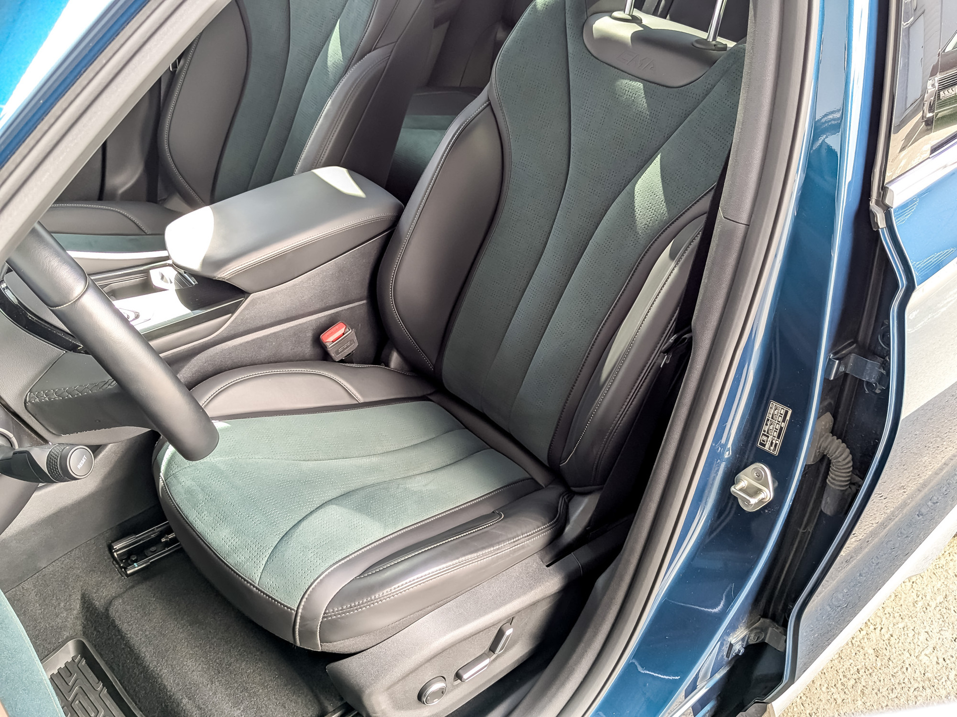 GEELY Monjaro 2.00 (238 л.с), автомат, 2024, пробег 19 997 км