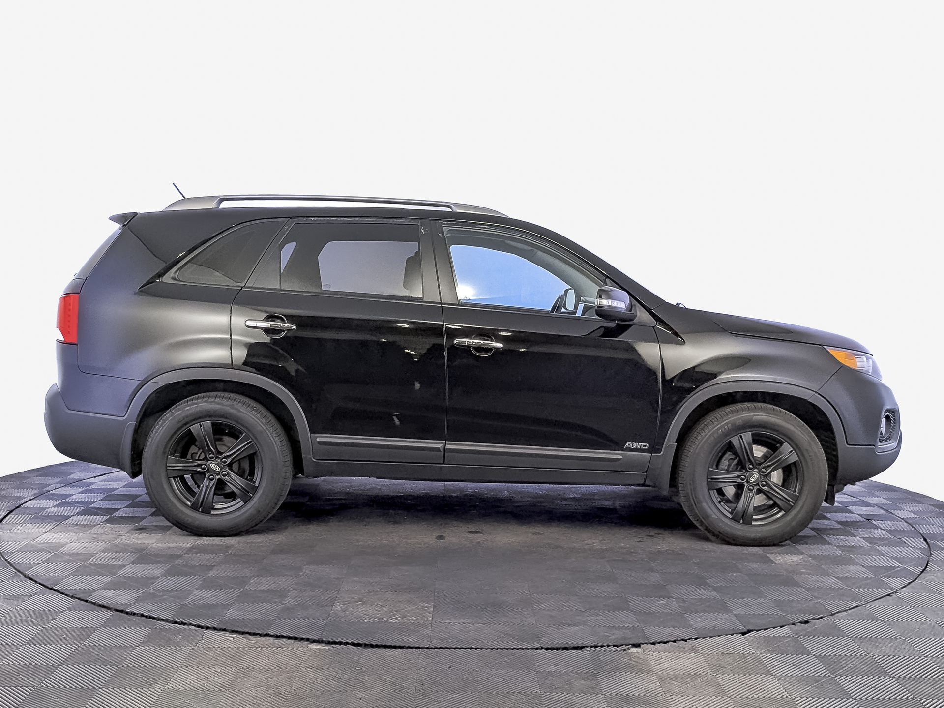 KIA Sorento 2.40 (175 л.с), автомат, 2011, пробег 181 109 км