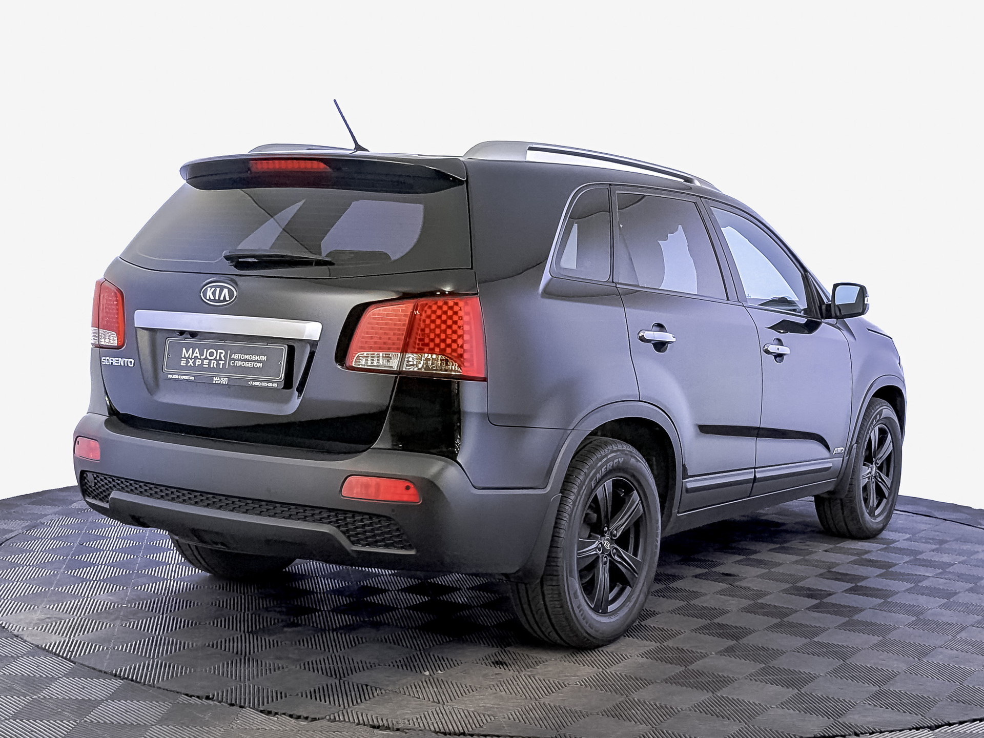 KIA Sorento 2.40 (175 л.с), автомат, 2011, пробег 181 109 км