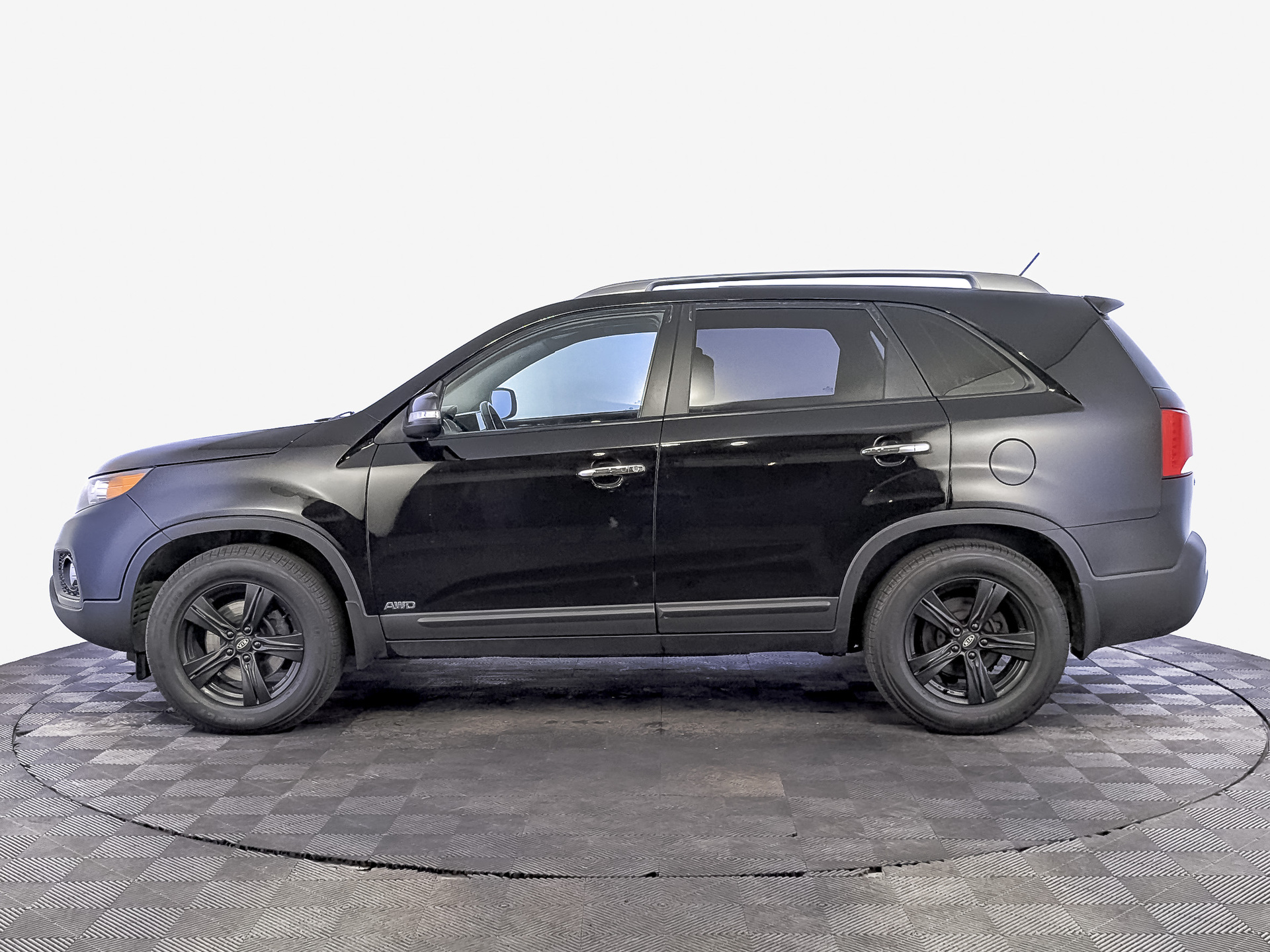 KIA Sorento 2.40 (175 л.с), автомат, 2011, пробег 181 109 км