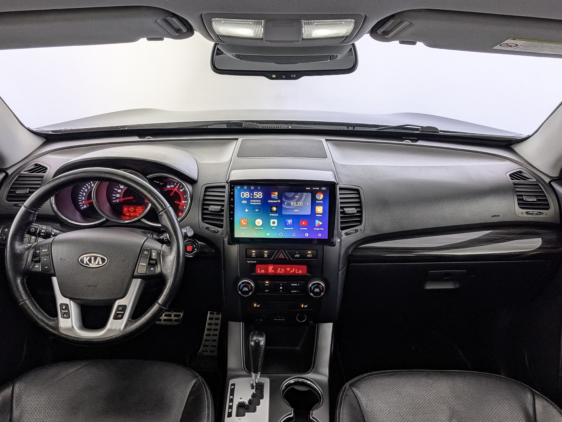 KIA Sorento 2.40 (175 л.с), автомат, 2011, пробег 181 109 км