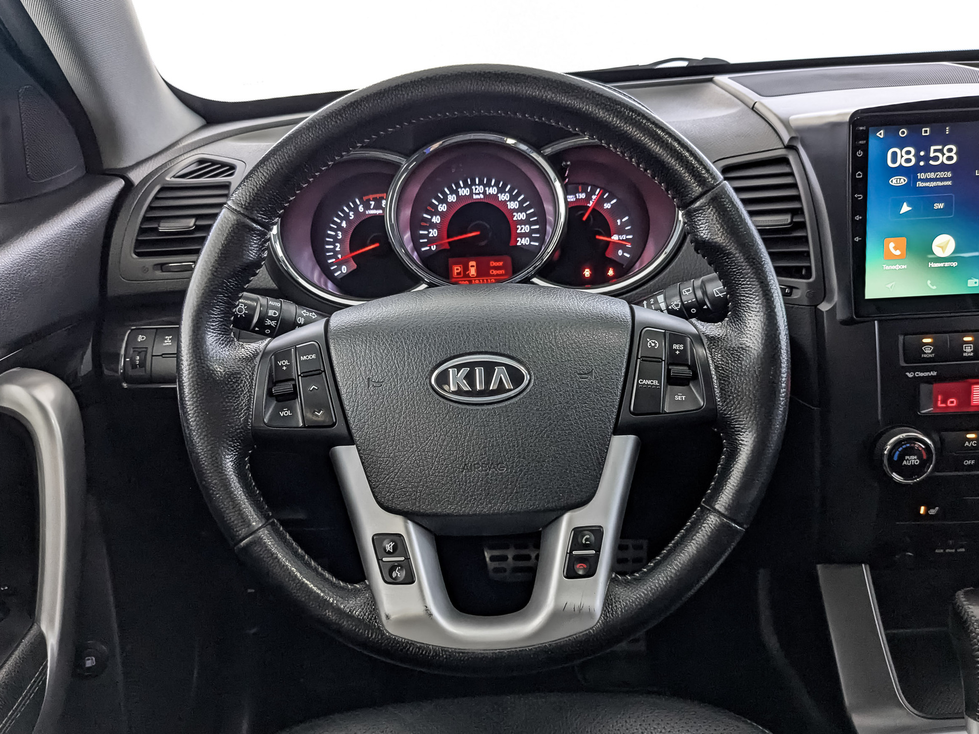 KIA Sorento 2.40 (175 л.с), автомат, 2011, пробег 181 109 км