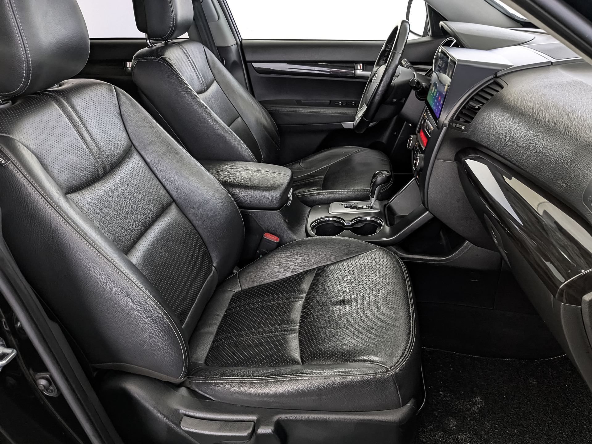 KIA Sorento 2.40 (175 л.с), автомат, 2011, пробег 181 109 км