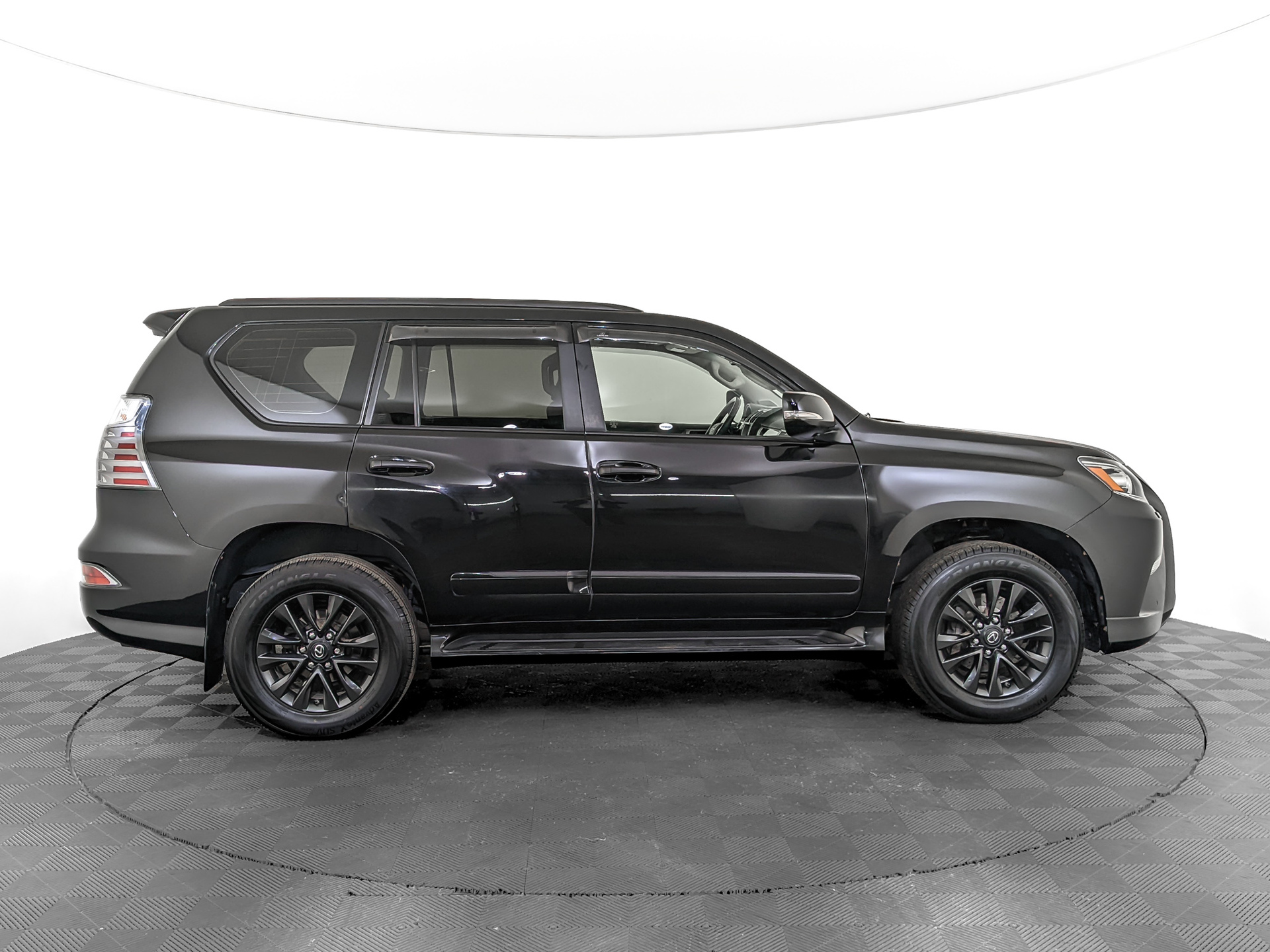 LEXUS GX 4.60 (296 л.с), автомат, 2015, пробег 135 293 км
