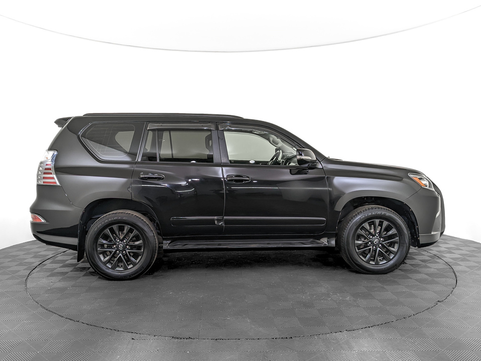 Lexus GX II