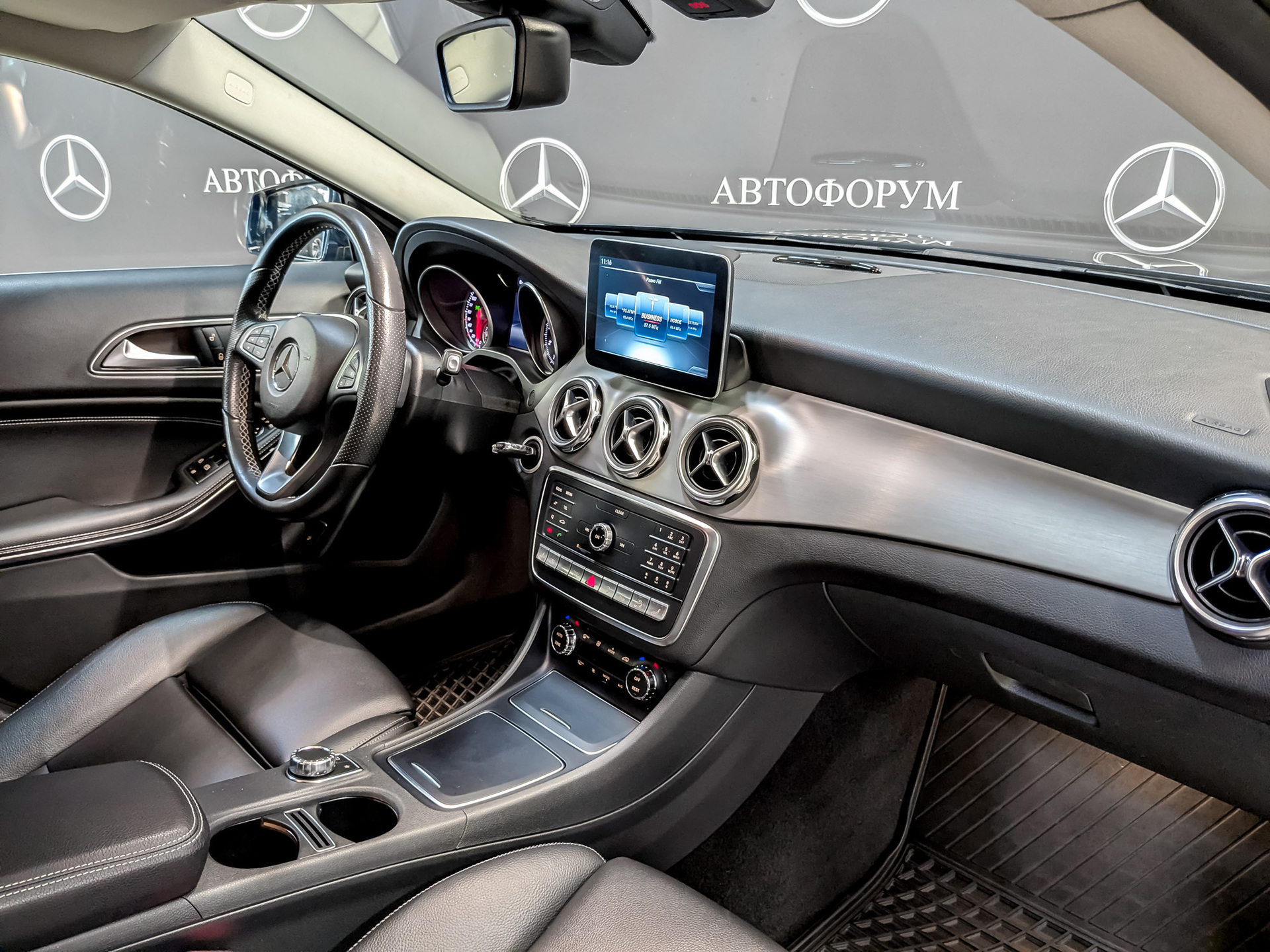 MERCEDES-BENZ GLA 2.00 (211 л.с), автомат, 2017, пробег 124 500 км