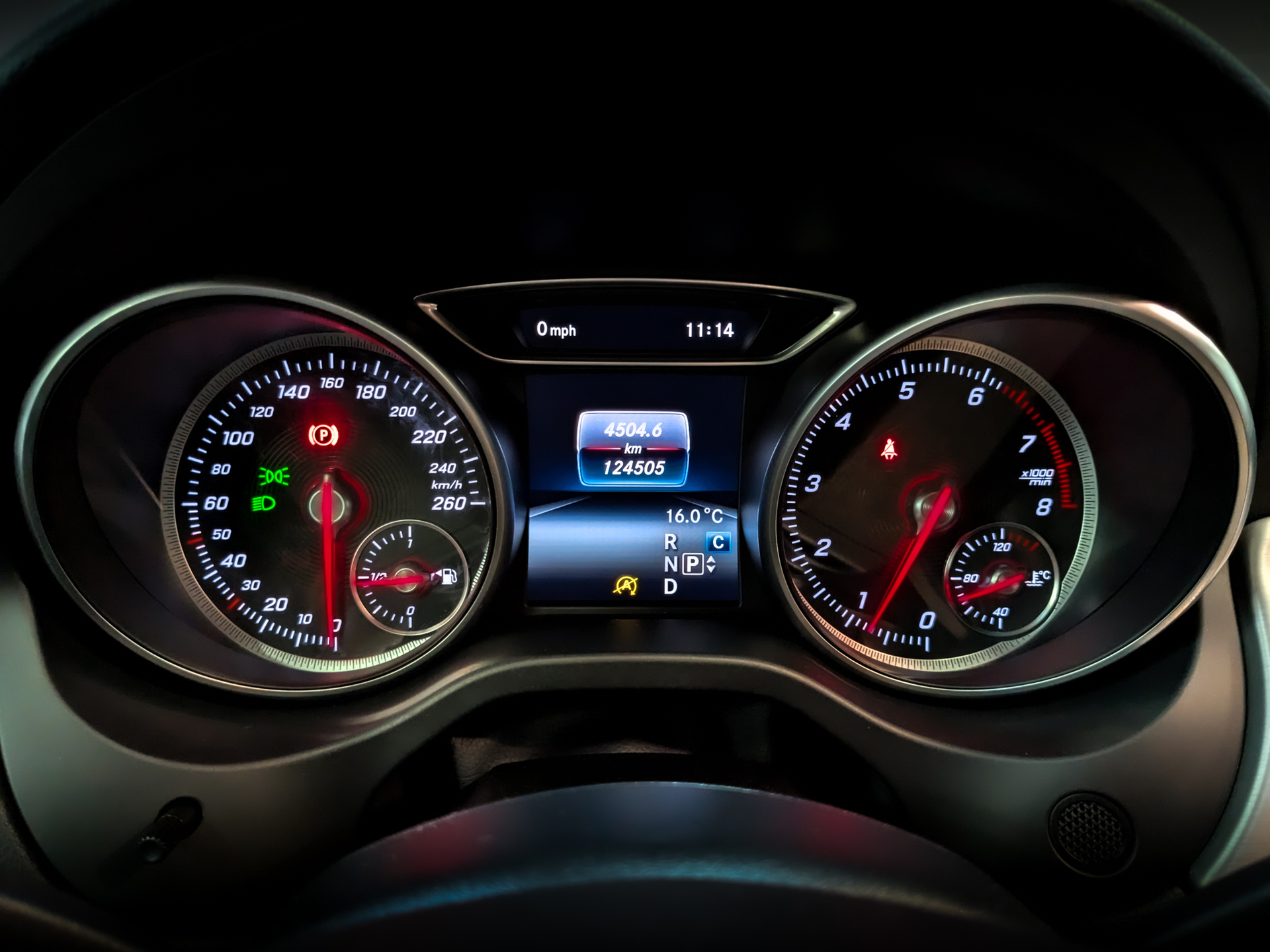 MERCEDES-BENZ GLA 2.00 (211 л.с), автомат, 2017, пробег 124 500 км