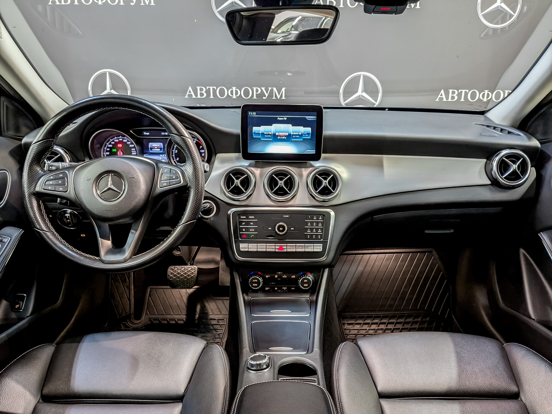MERCEDES-BENZ GLA 2.00 (211 л.с), автомат, 2017, пробег 124 500 км