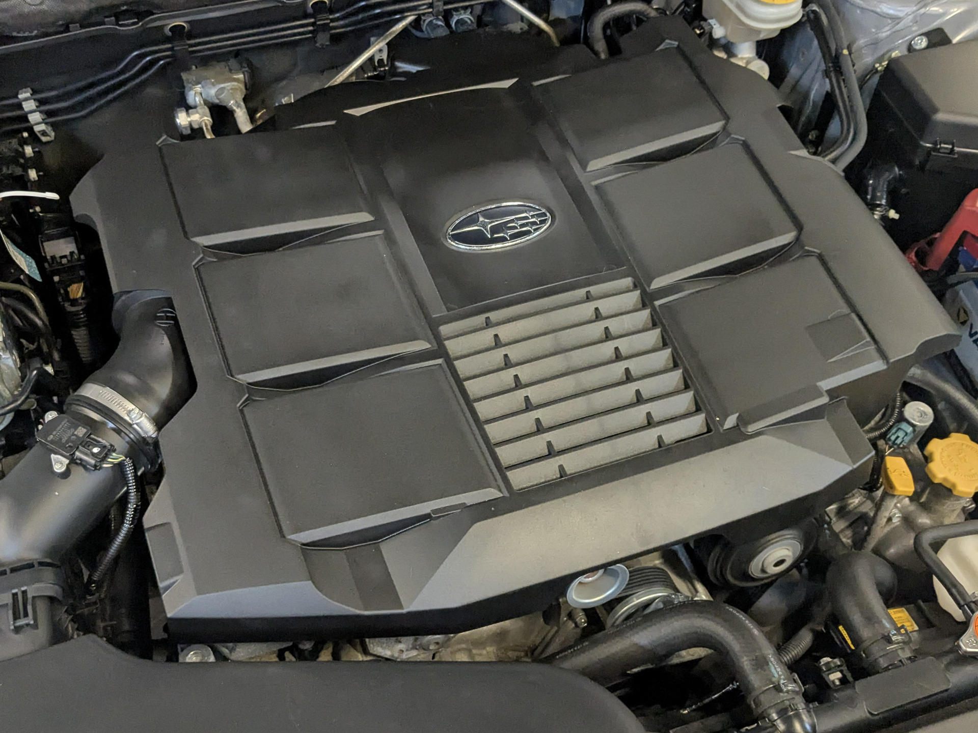 SUBARU Outback 3.60 (260 л.с), автомат, 2017, пробег 23 271 км