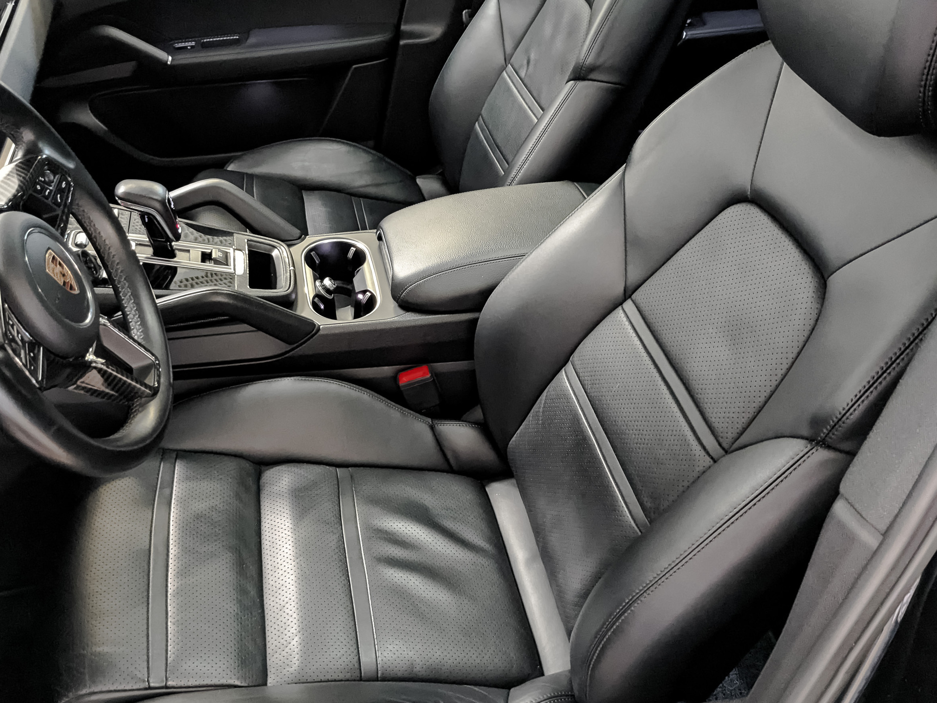 PORSCHE Cayenne Coupe I 3.00 (340 л.с), автомат, 2020, пробег 106 891 км