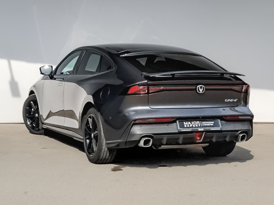 Фото Changan UNI-V с пробегом 38 541 км