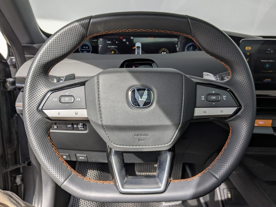 Фото Changan UNI-V с пробегом 38 541 км