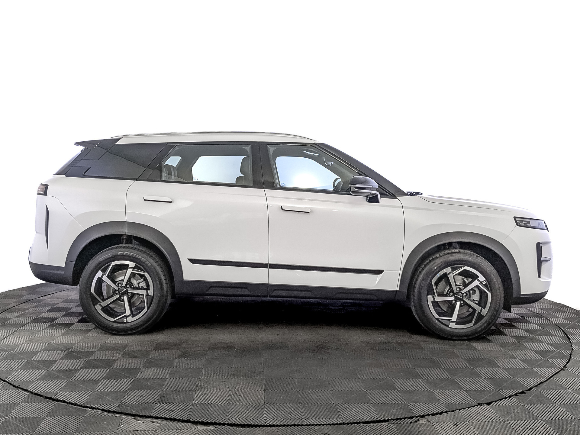 Фото JAECOO J7 Актив LP FL 1,6T/150 7RTT 2WD