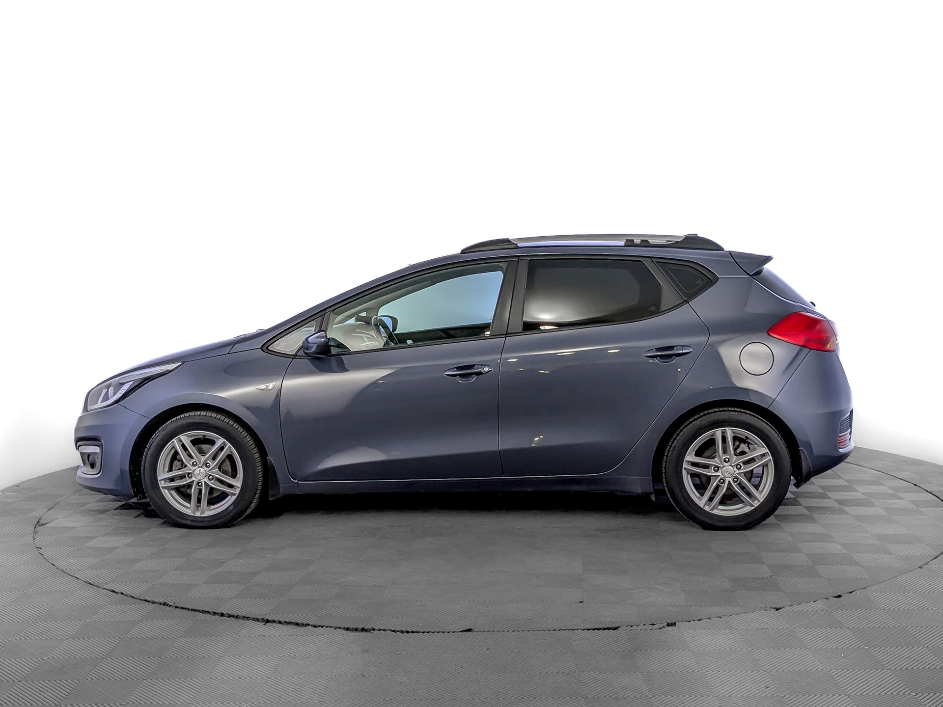 KIA Ceed 1.60 (130 л.с), автомат, 2017, пробег 143 061 км