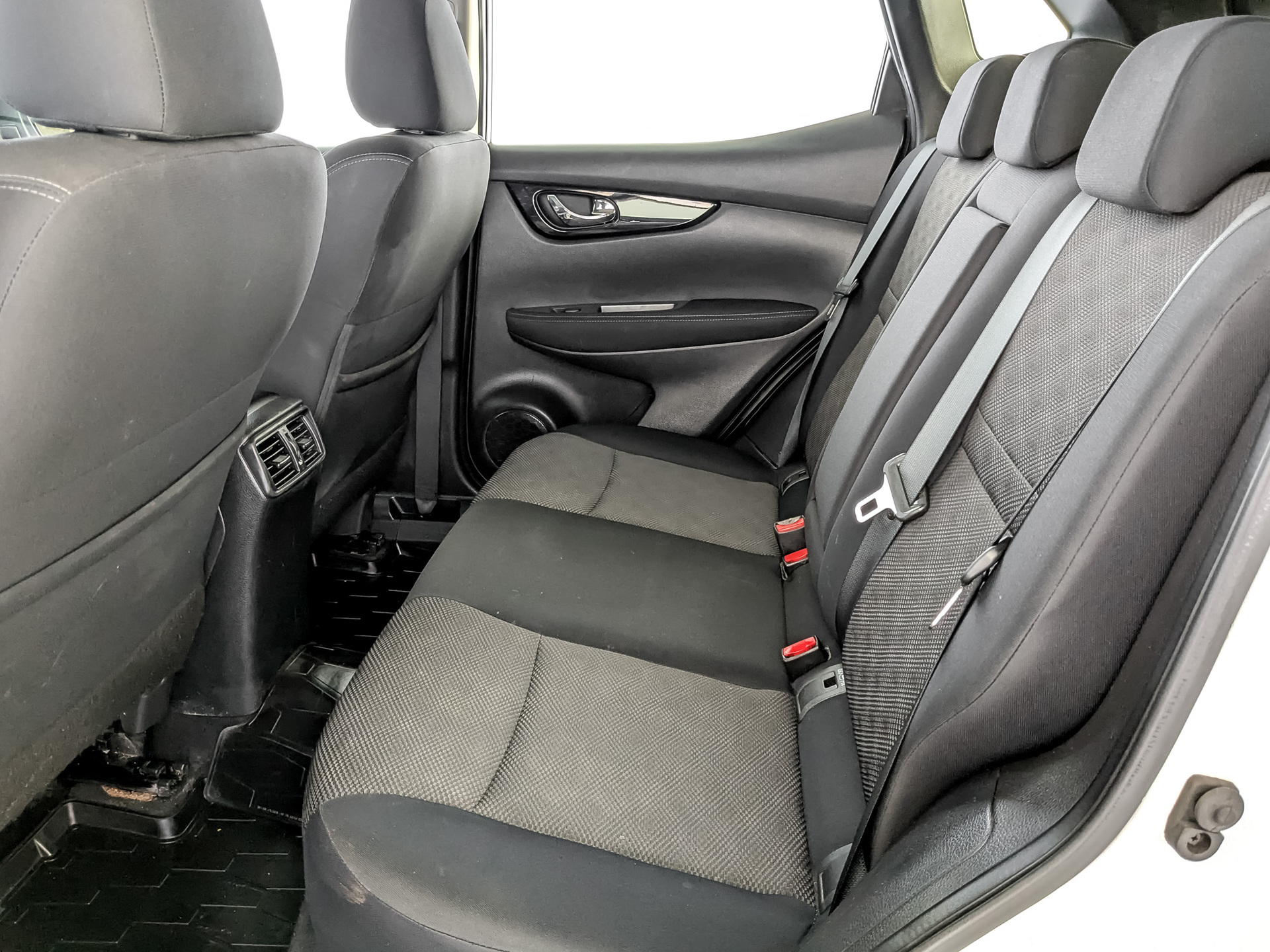 NISSAN Qashqai 1.20 (115 л.с), автомат, 2018, пробег 125 266 км