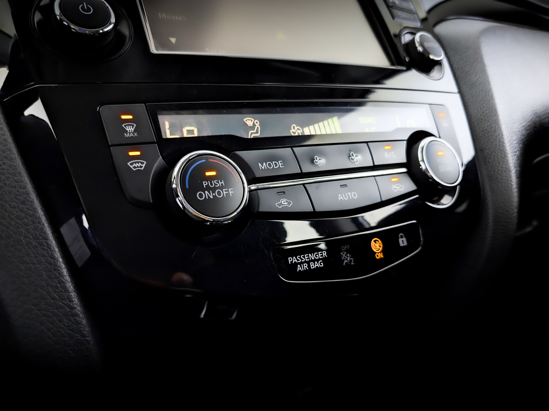 NISSAN Qashqai 1.20 (115 л.с), автомат, 2018, пробег 125 266 км