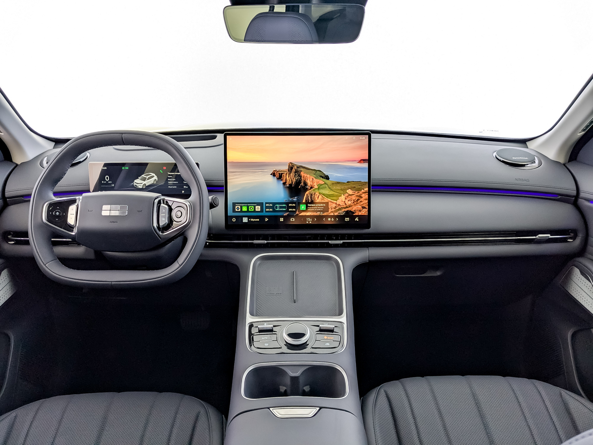 Фото Geely EX5 EM-R Max 1.5H/68 DHT 18.4кВт 2WD