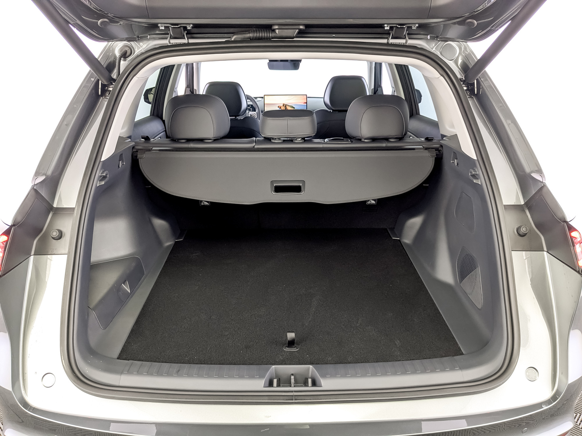 Фото Geely EX5 EM-R Max 1.5H/68 DHT 18.4кВт 2WD