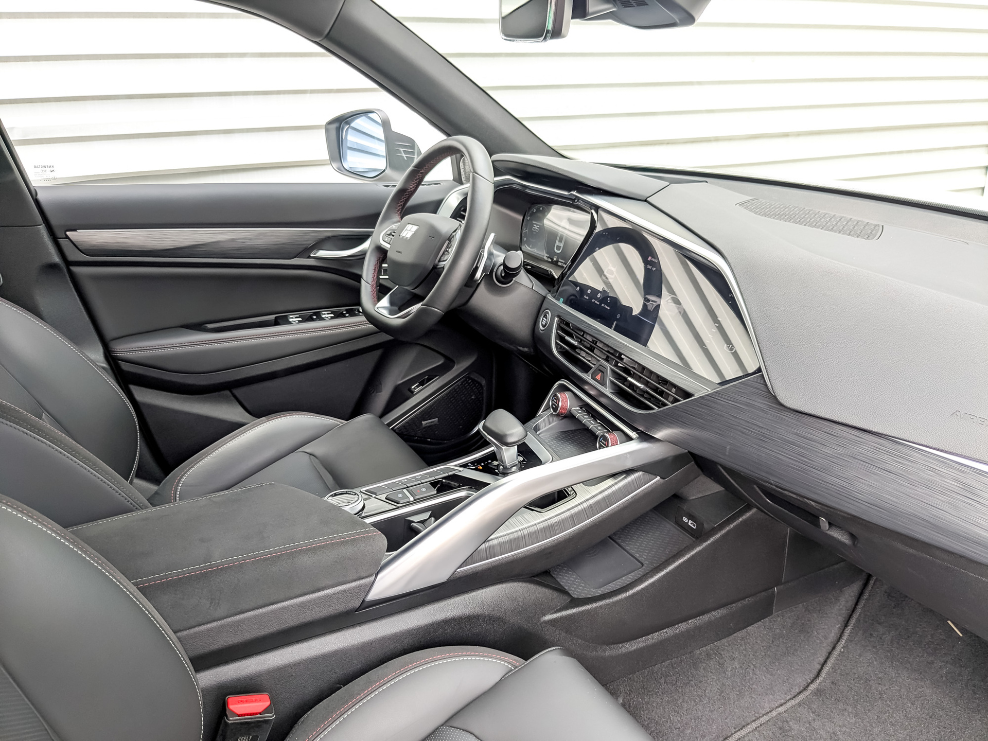 KNEWSTAR 001 2.00 (200 л.с), автомат, 2024, пробег 28 072 км