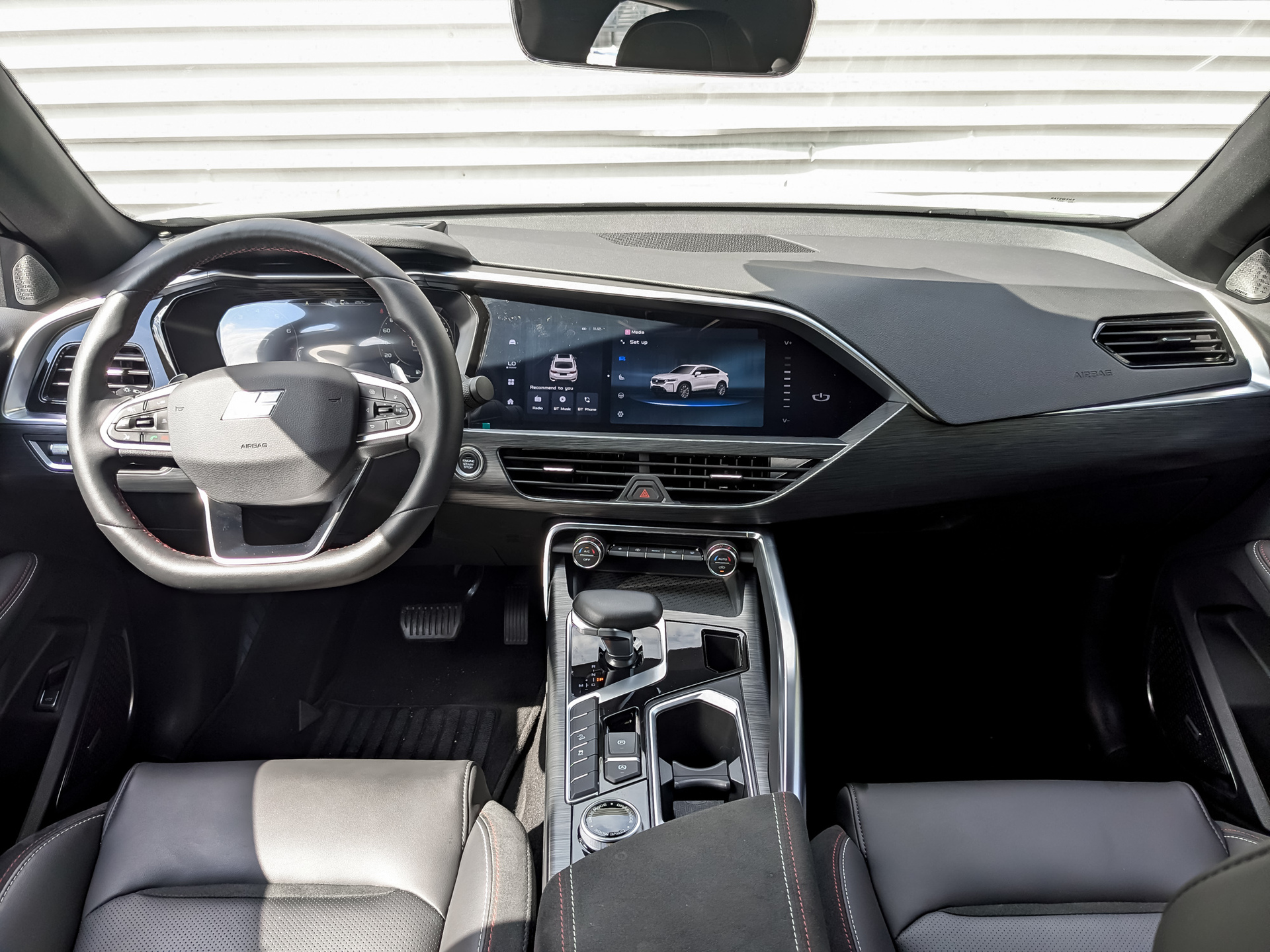 KNEWSTAR 001 2.00 (200 л.с), автомат, 2024, пробег 28 072 км