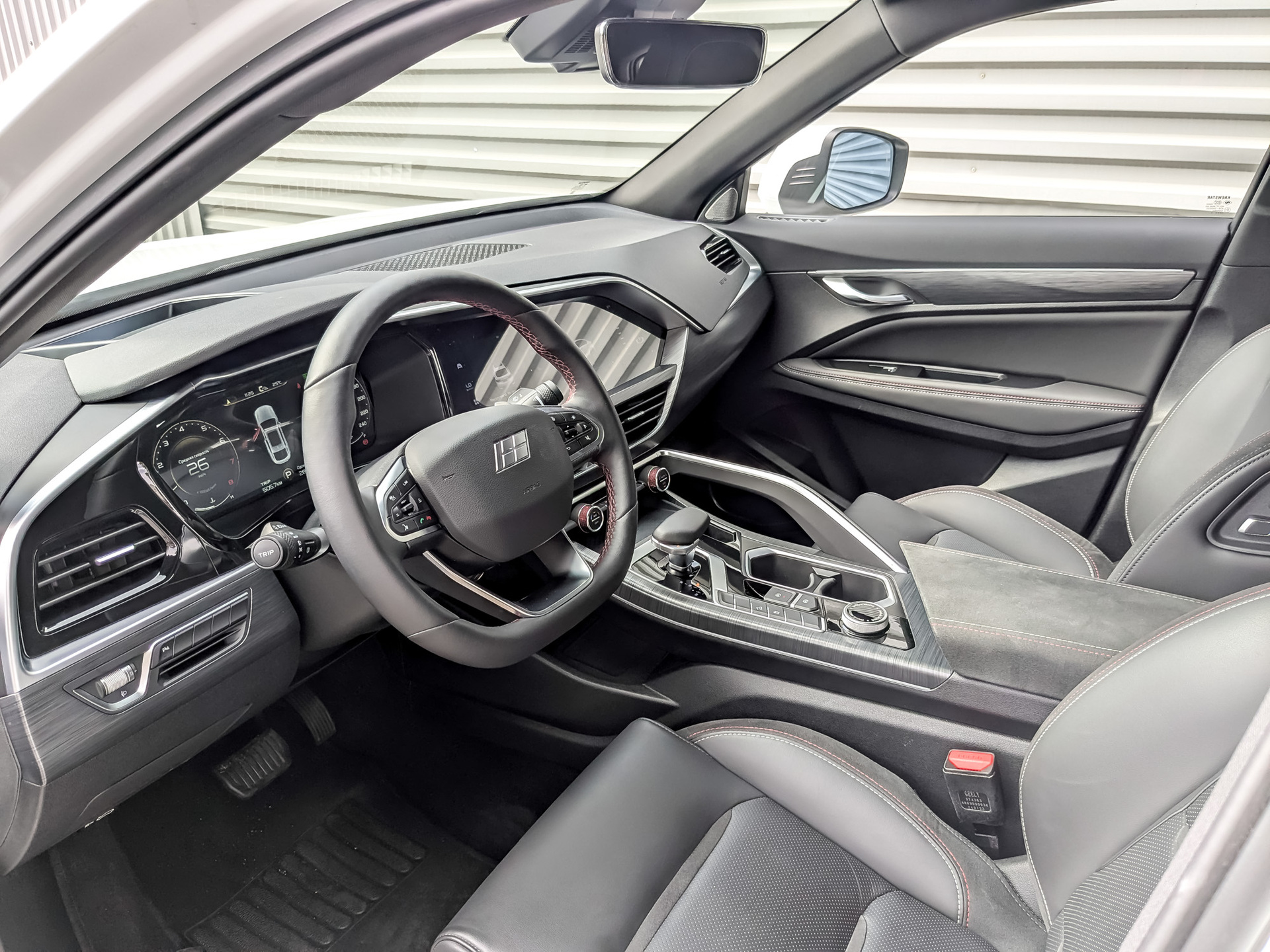 KNEWSTAR 001 2.00 (200 л.с), автомат, 2024, пробег 28 072 км