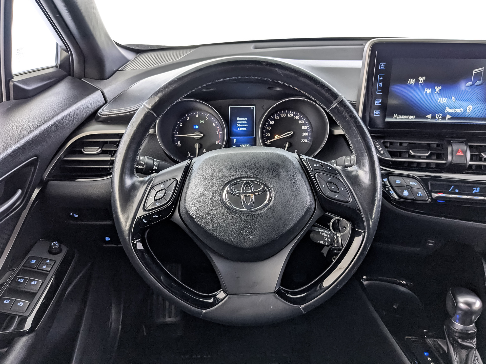 TOYOTA C-HR 2.00 (148 л.с), автомат, 2018, пробег 156 834 км