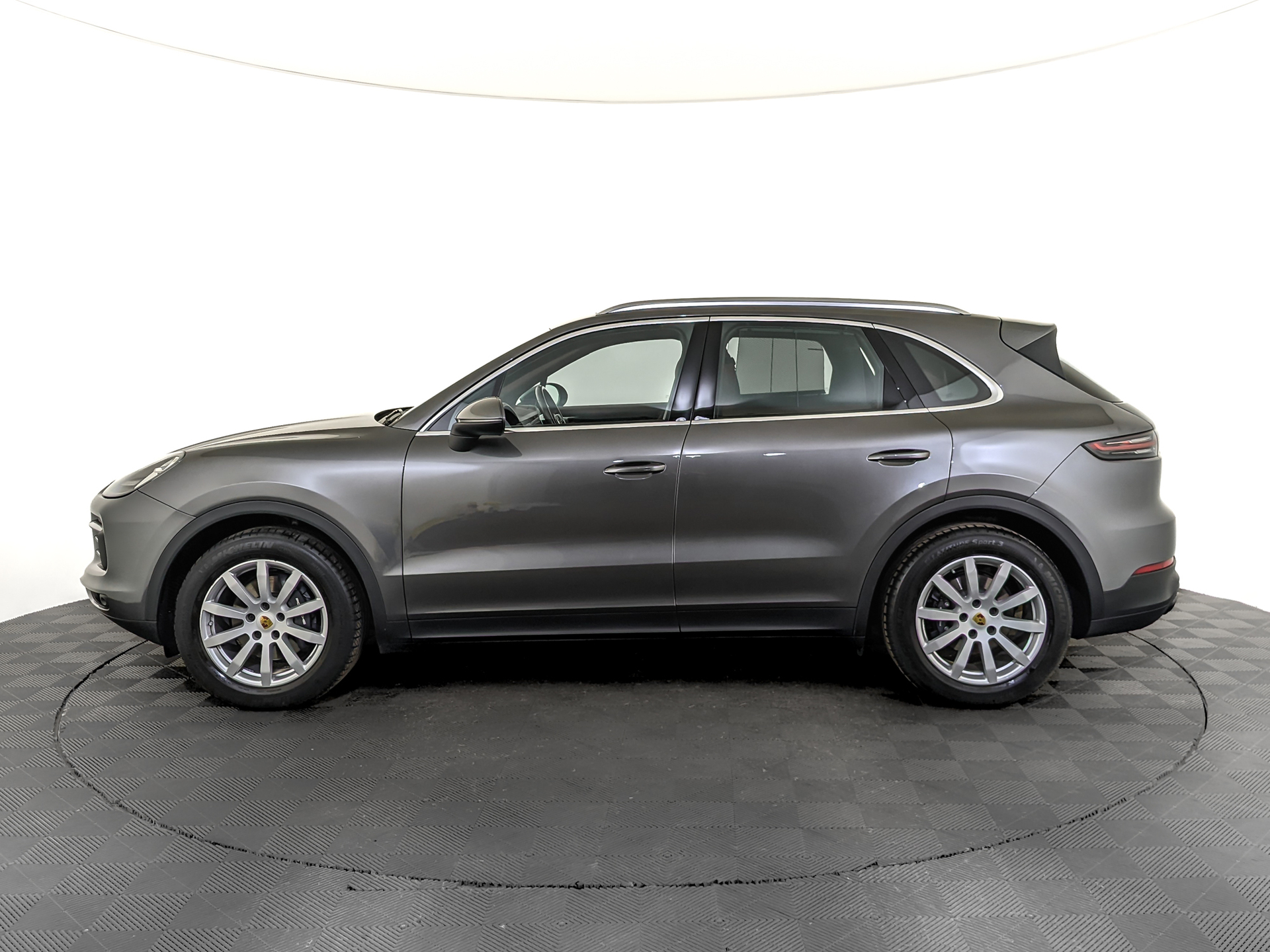 PORSCHE Cayenne 3.00 (340 л.с), автомат, 2019, пробег 33 300 км