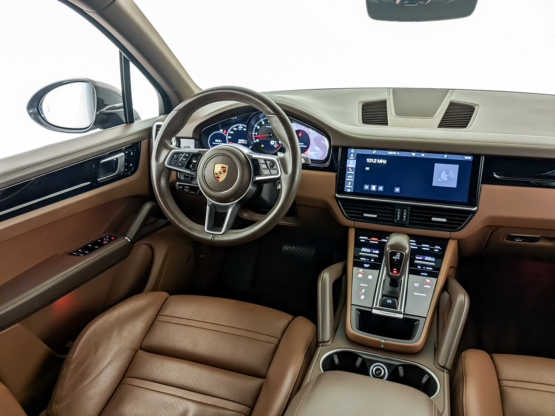 PORSCHE Cayenne 3.00 (340 л.с), автомат, 2019, пробег 33 300 км