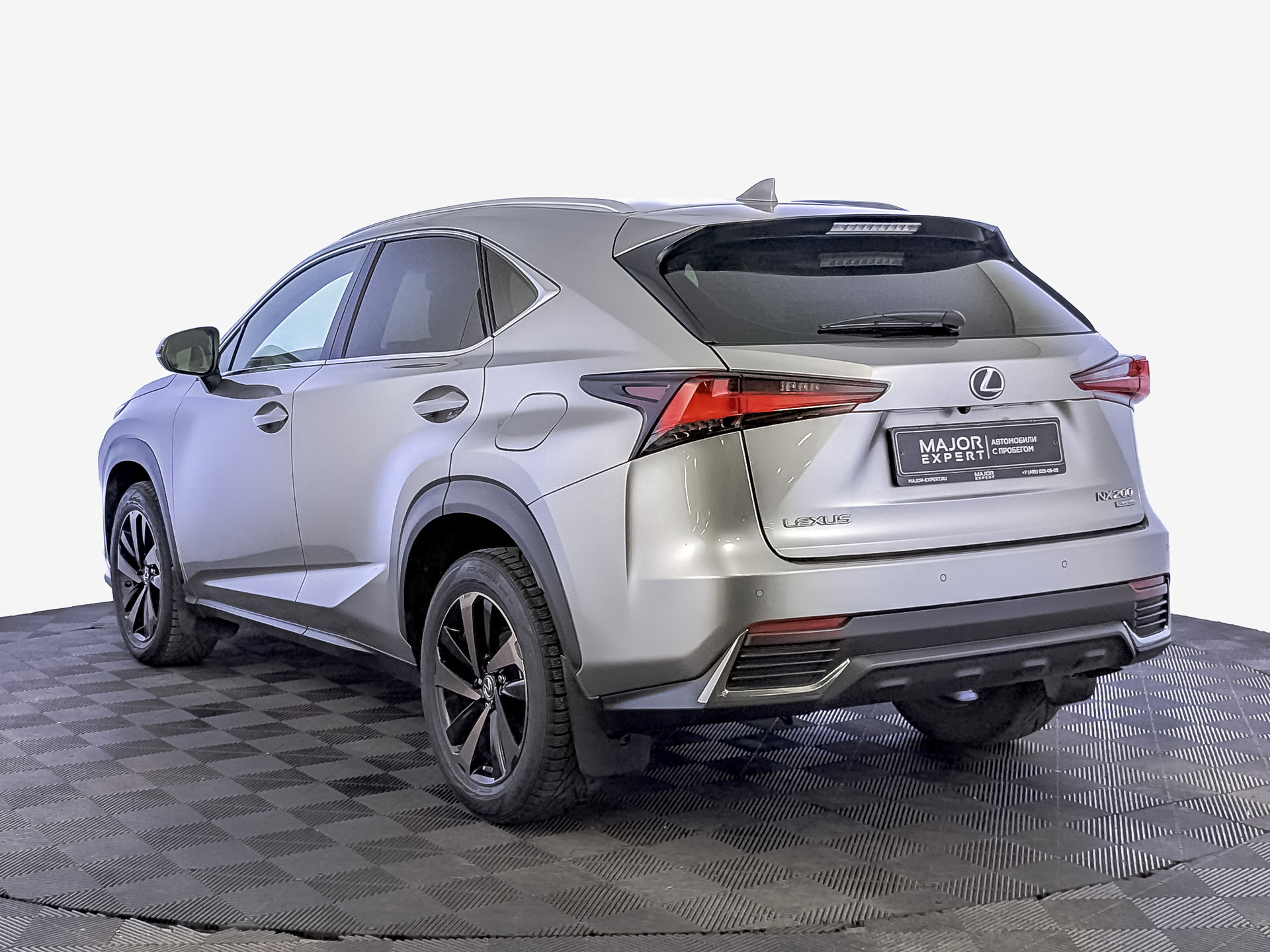 LEXUS NX 2.00 (150 л.с), автомат, 2021, пробег 44 045 км