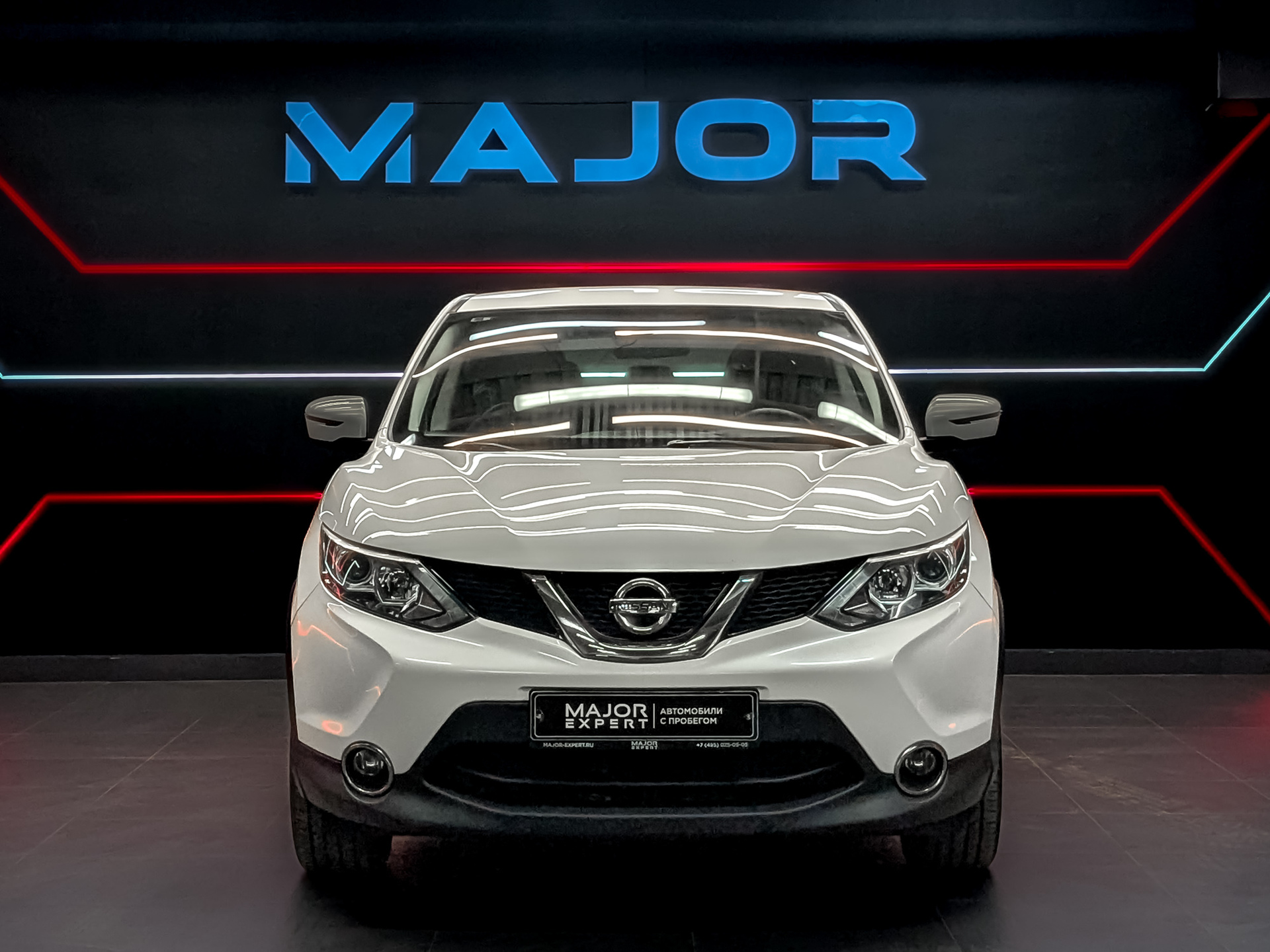 NISSAN Qashqai 2.00 (144 л.с), автомат, 2017, пробег 64 996 км
