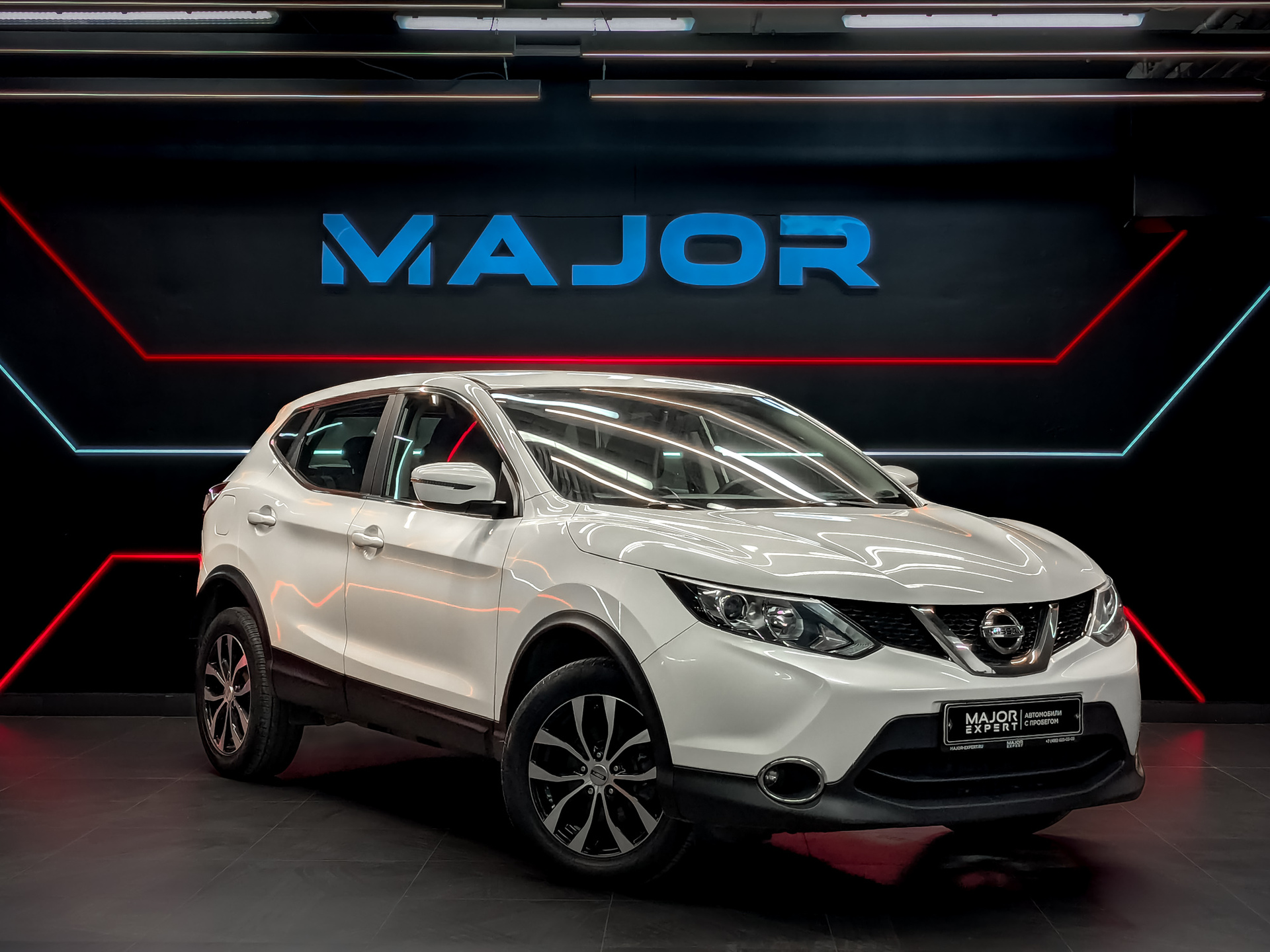 NISSAN Qashqai 2.00 (144 л.с), автомат, 2017, пробег 64 996 км