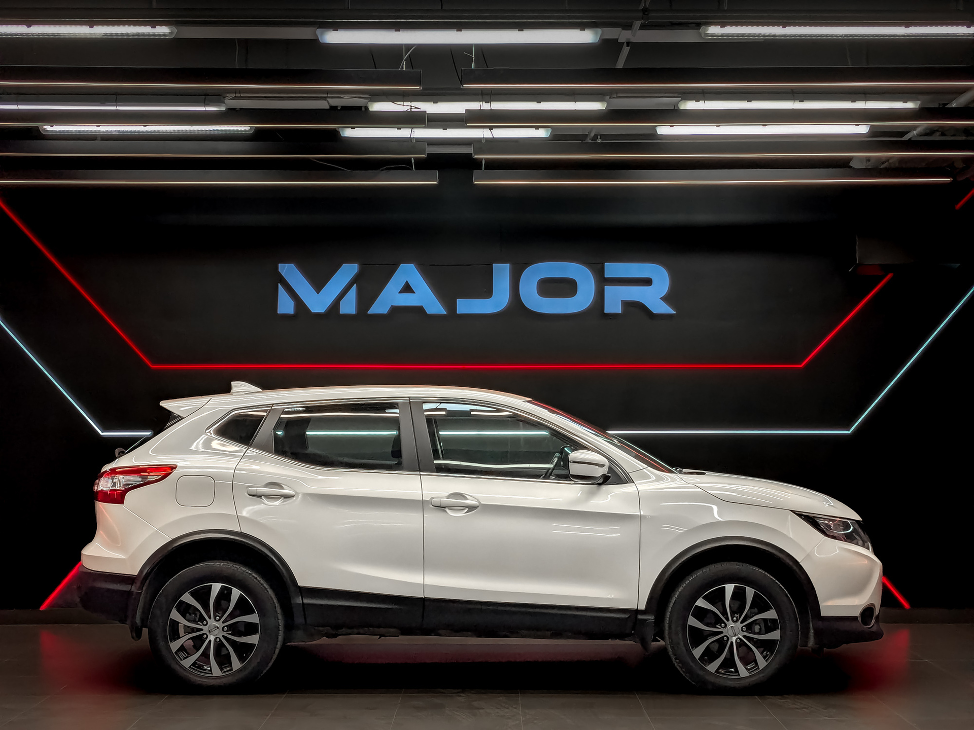 NISSAN Qashqai 2.00 (144 л.с), автомат, 2017, пробег 64 996 км