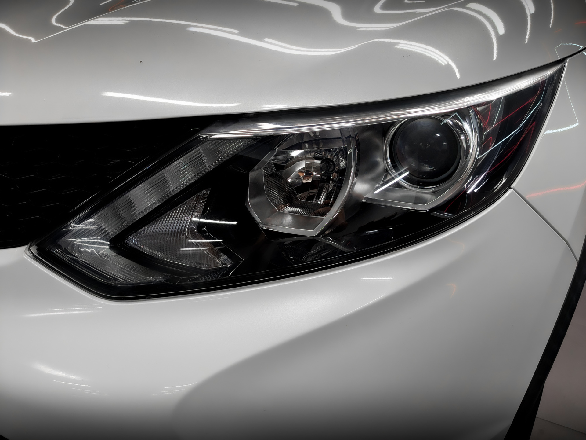 NISSAN Qashqai 2.00 (144 л.с), автомат, 2017, пробег 64 996 км