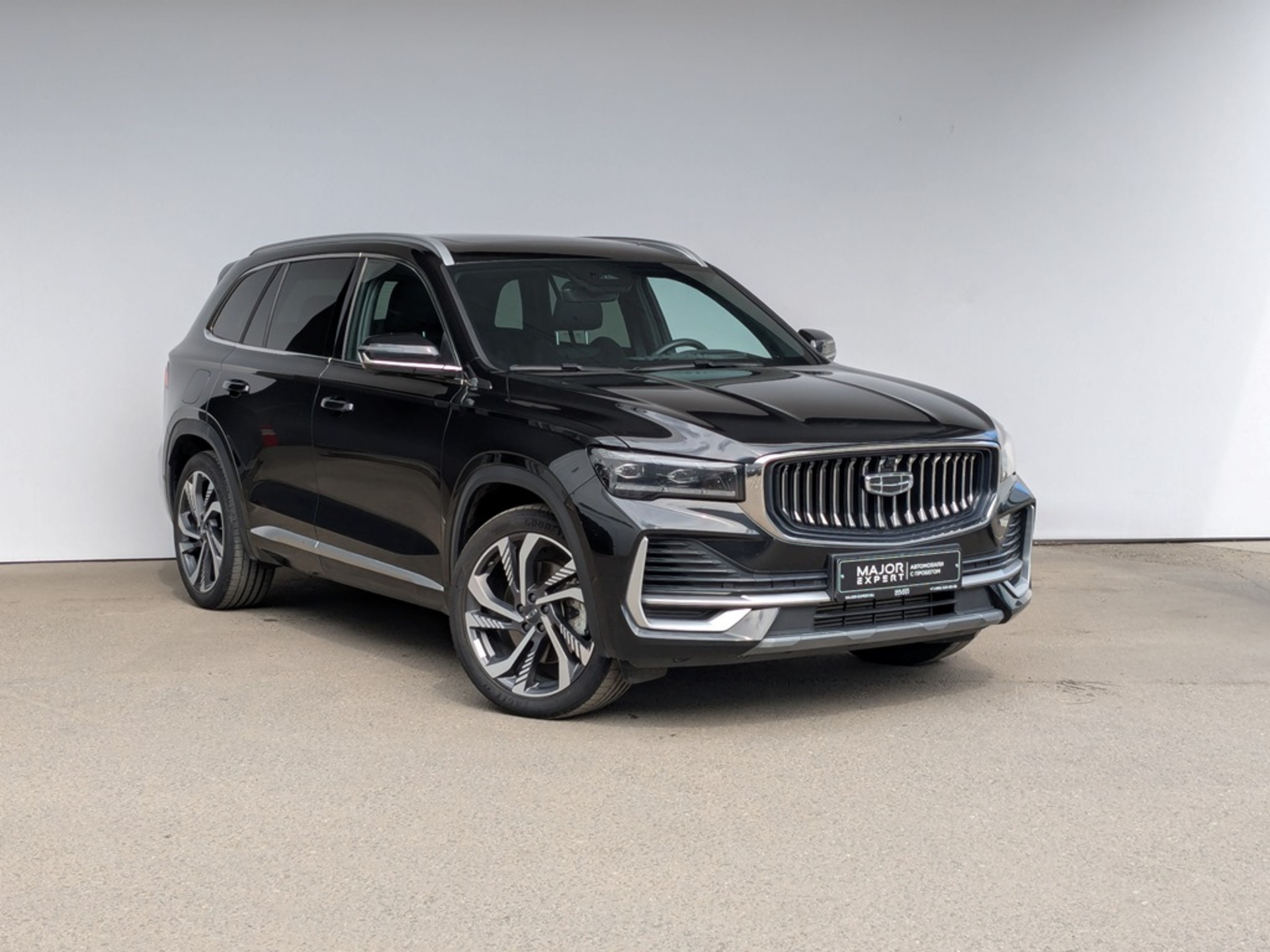 GEELY Monjaro 2.00 (238 л.с), автомат, 2025, пробег 14 663 км