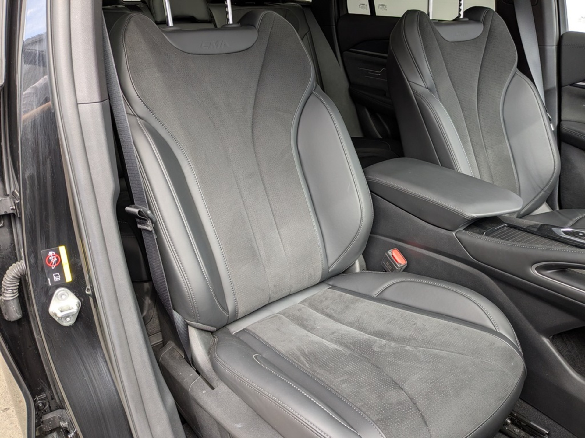 GEELY Monjaro 2.00 (238 л.с), автомат, 2025, пробег 14 663 км