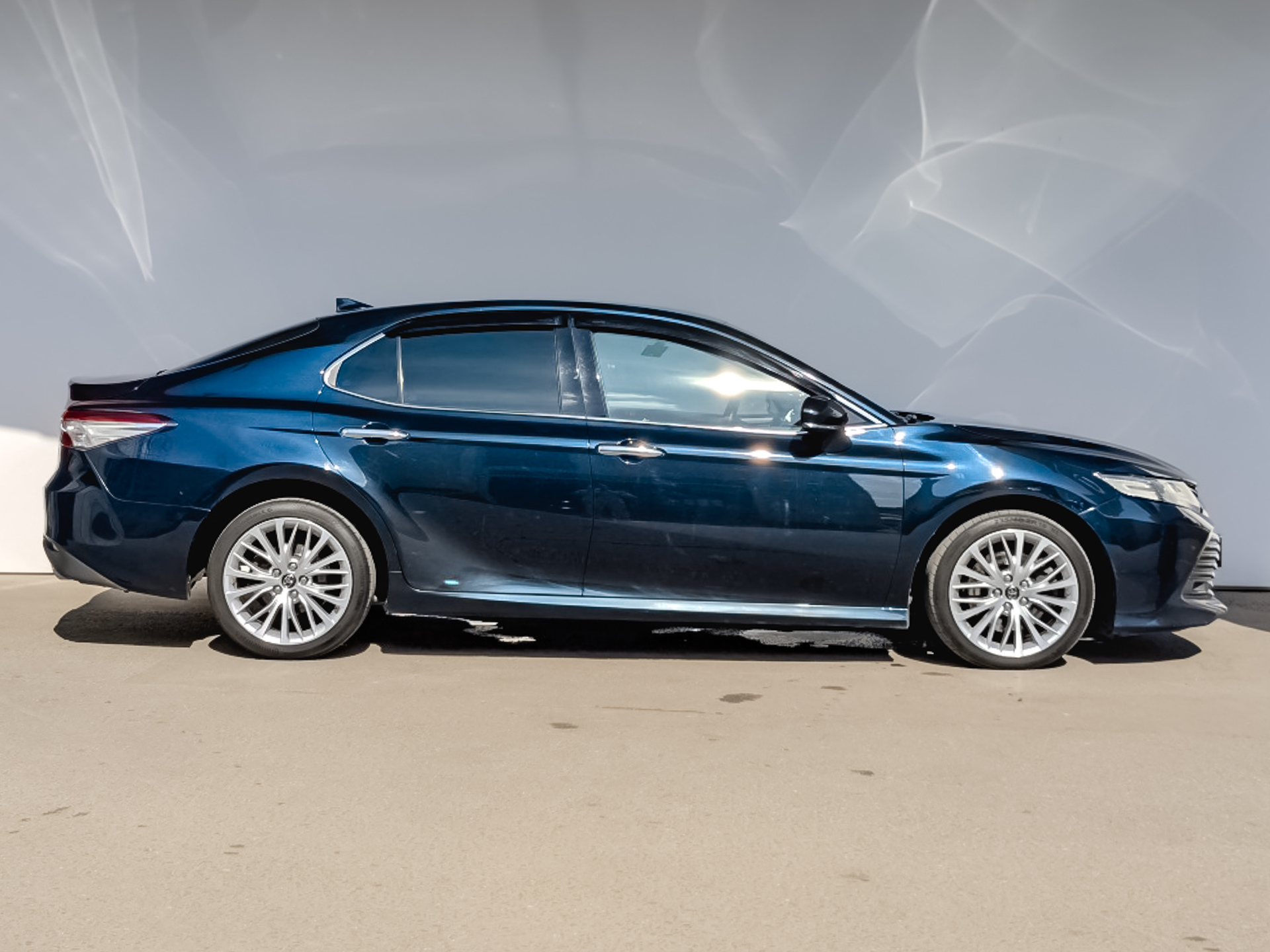 TOYOTA Camry 2.50 (181 л.с), автомат, 2018, пробег 139 488 км