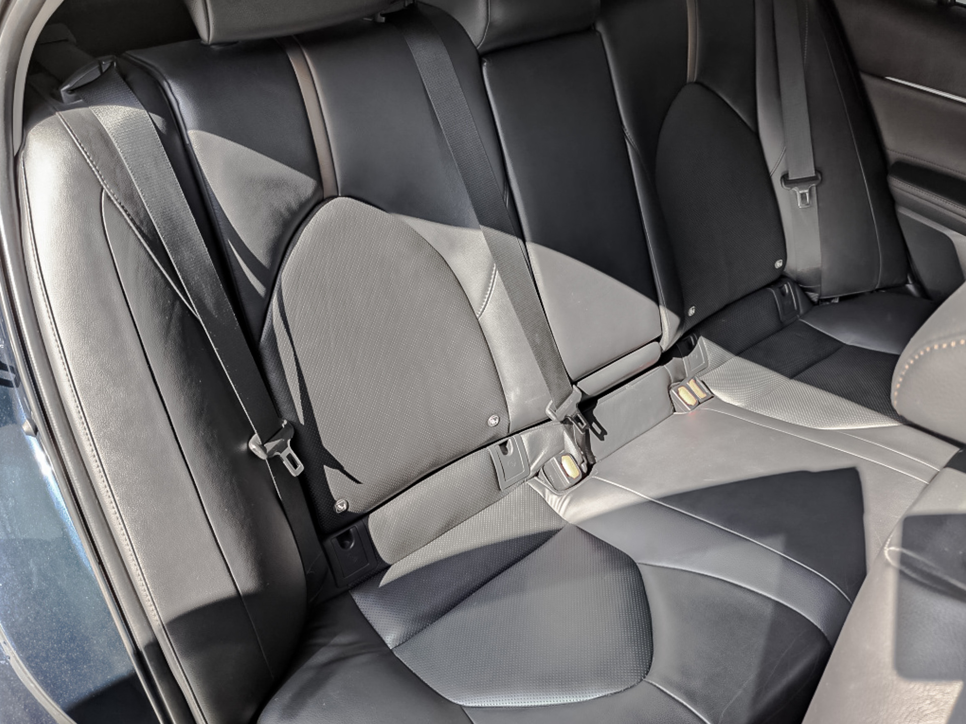 TOYOTA Camry 2.50 (181 л.с), автомат, 2018, пробег 139 488 км