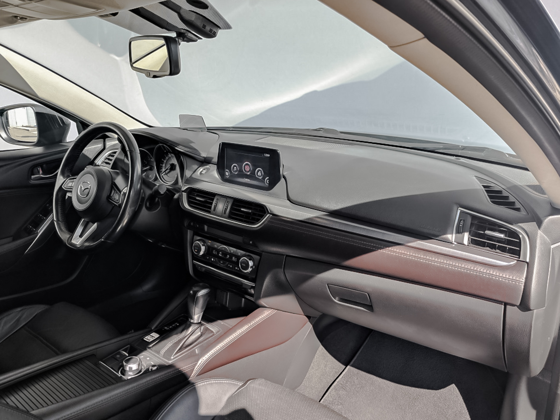 MAZDA 6 2.50 (192 л.с), автомат, 2017, пробег 75 134 км
