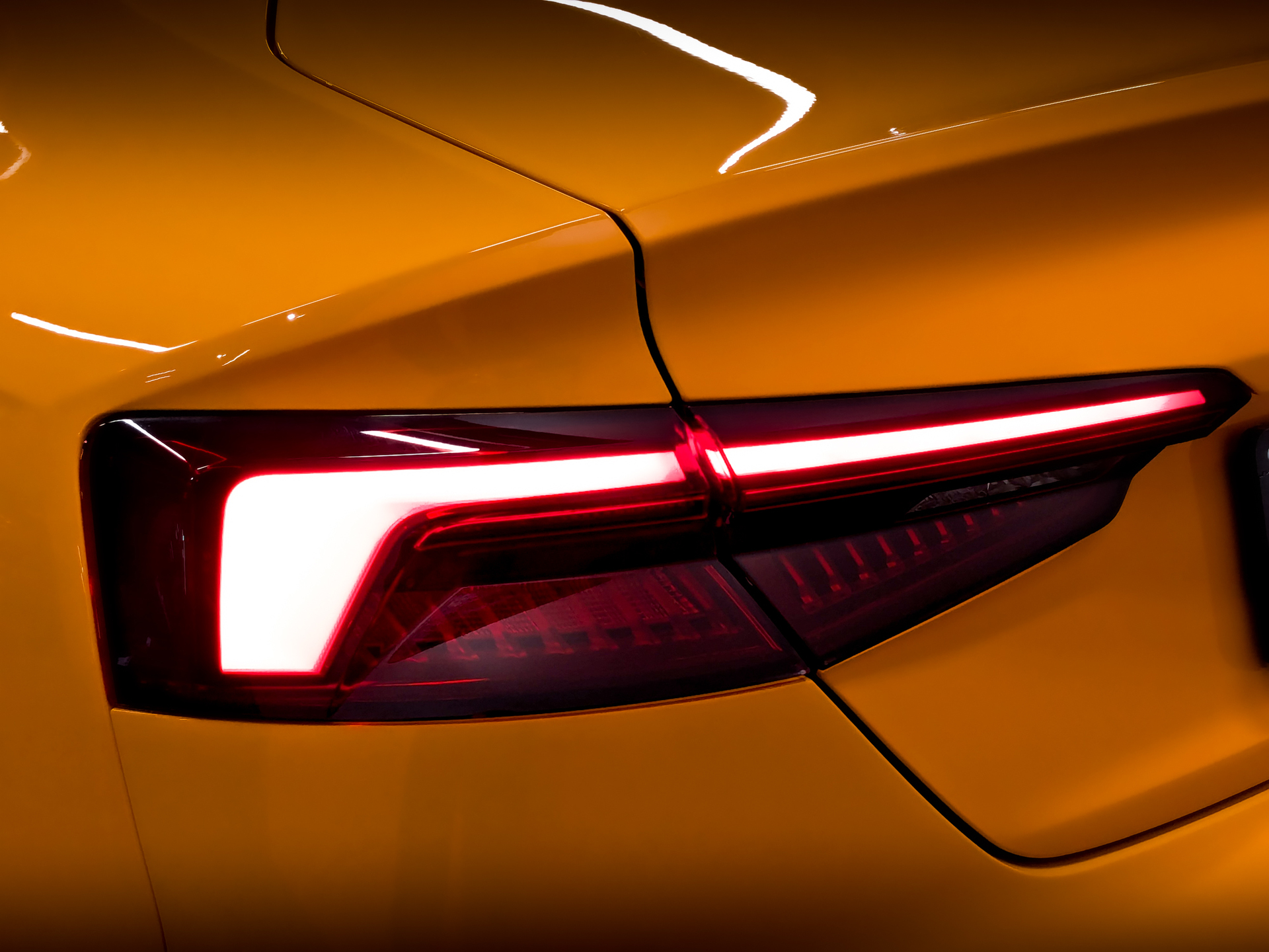 AUDI A5 2.00 (245 л.с), автомат, 2019, пробег 115 847 км