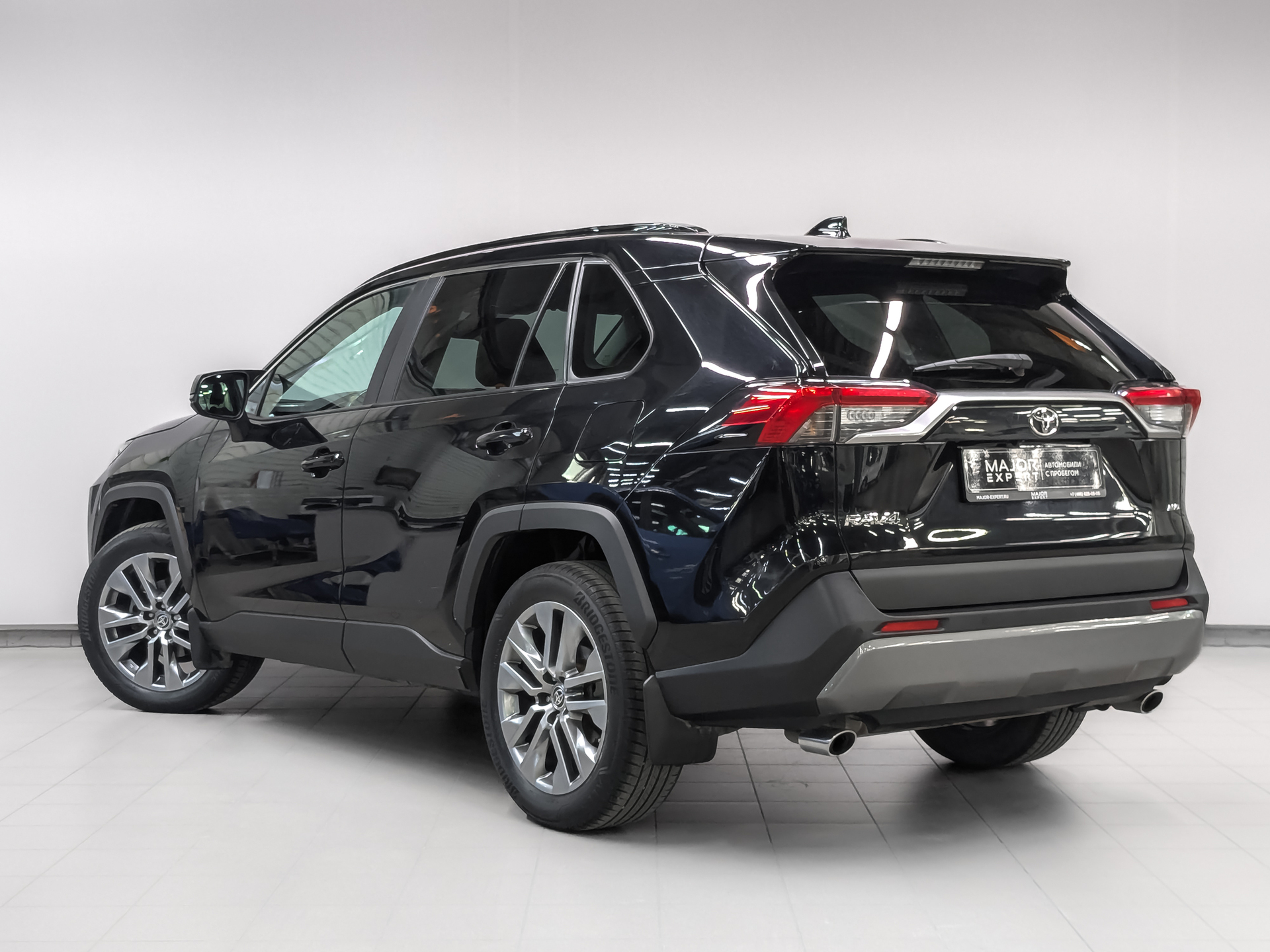 TOYOTA Rav-4 2.00 (149 л.с), автомат, 2021, пробег 61 436 км