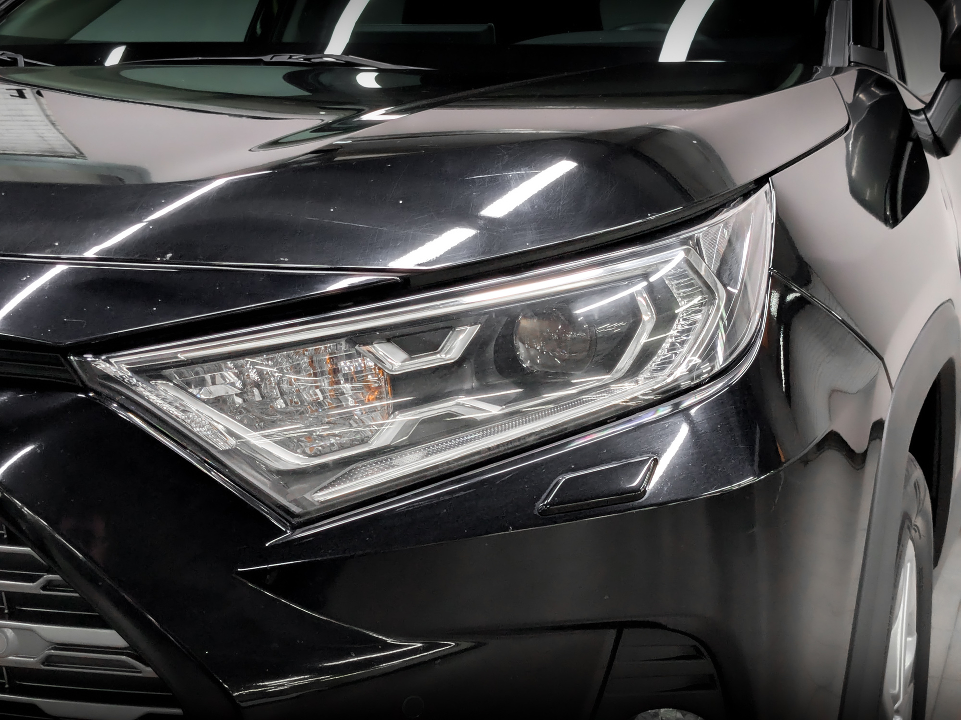 TOYOTA Rav-4 2.00 (149 л.с), автомат, 2021, пробег 61 436 км