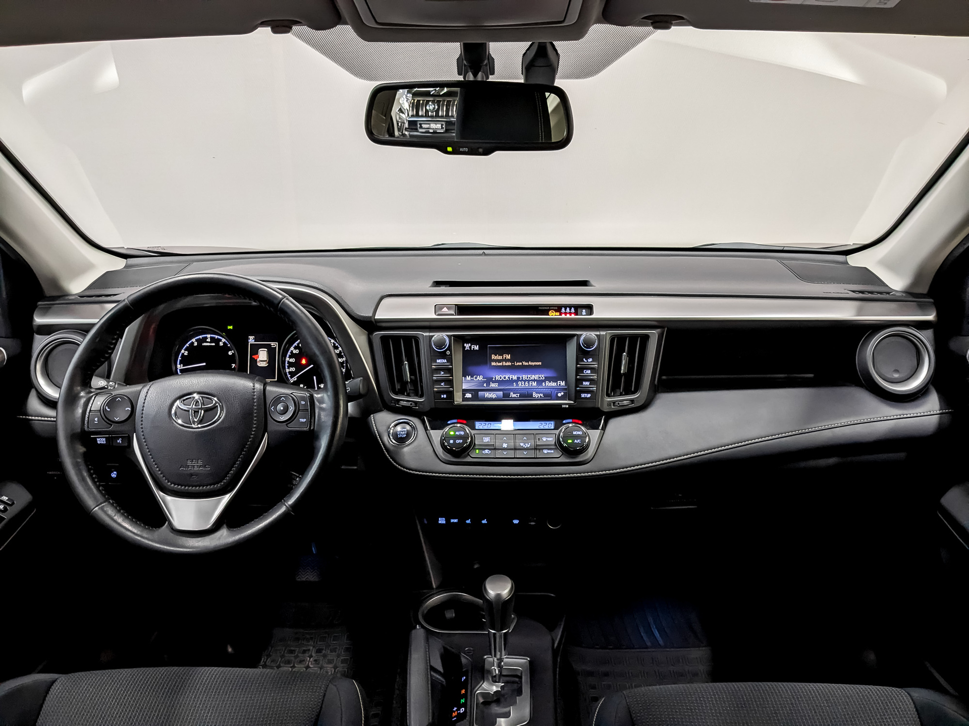 TOYOTA Rav-4 2.00 (146 л.с), автомат, 2018, пробег 87 452 км