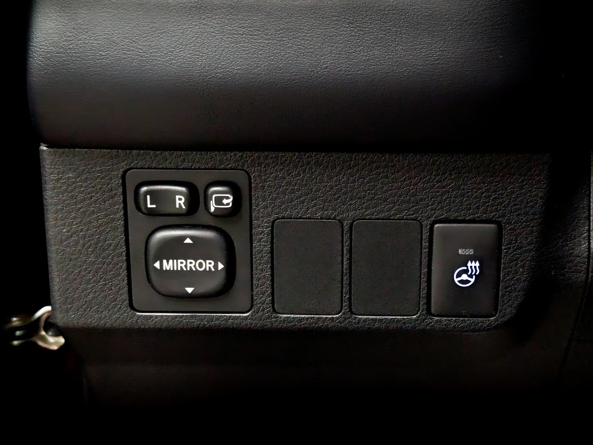 TOYOTA Rav-4 2.00 (146 л.с), автомат, 2018, пробег 87 452 км