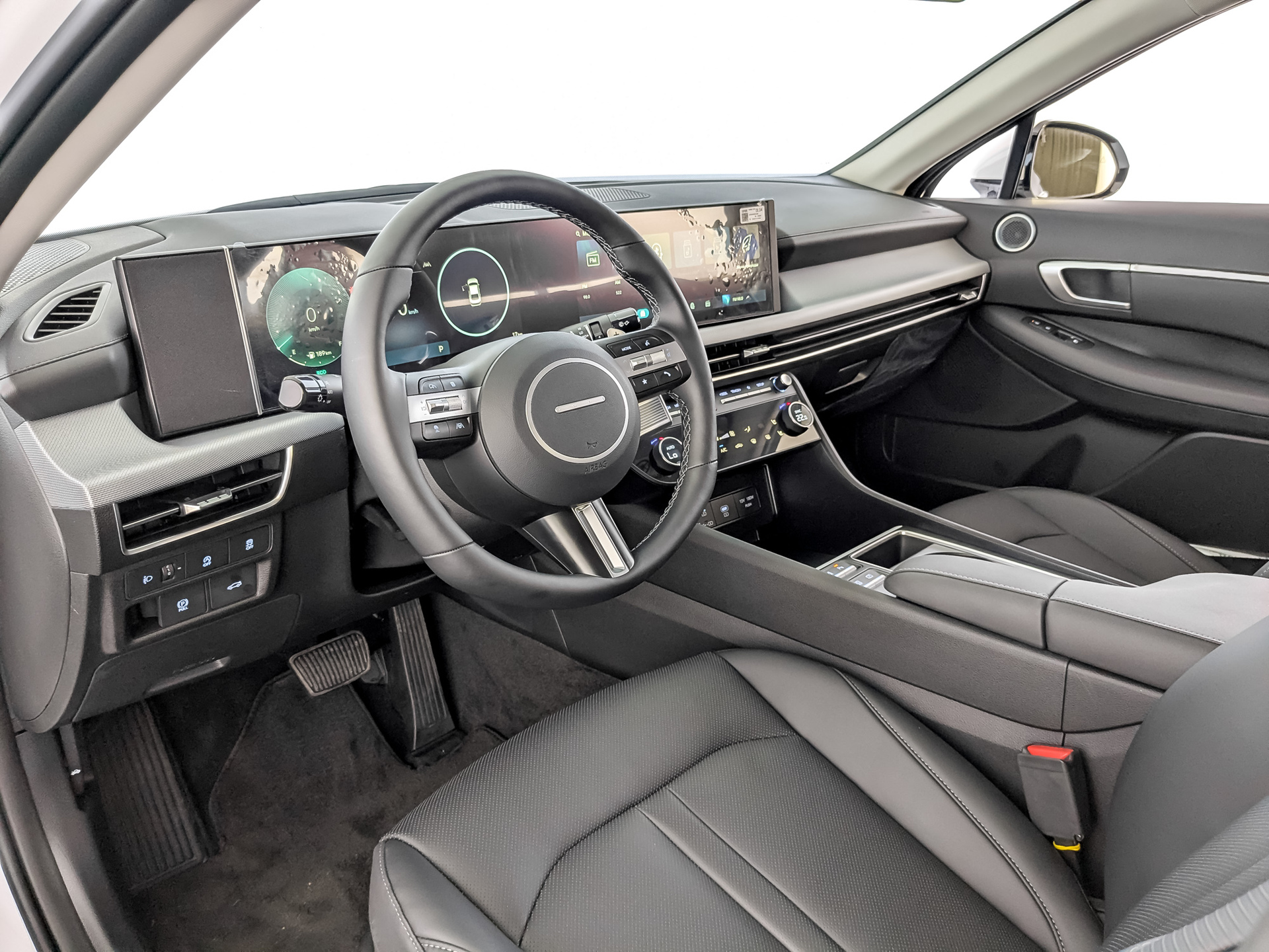 HYUNDAI Sonata 2.00 (160 л.с), автомат, 2026, пробег 6 км