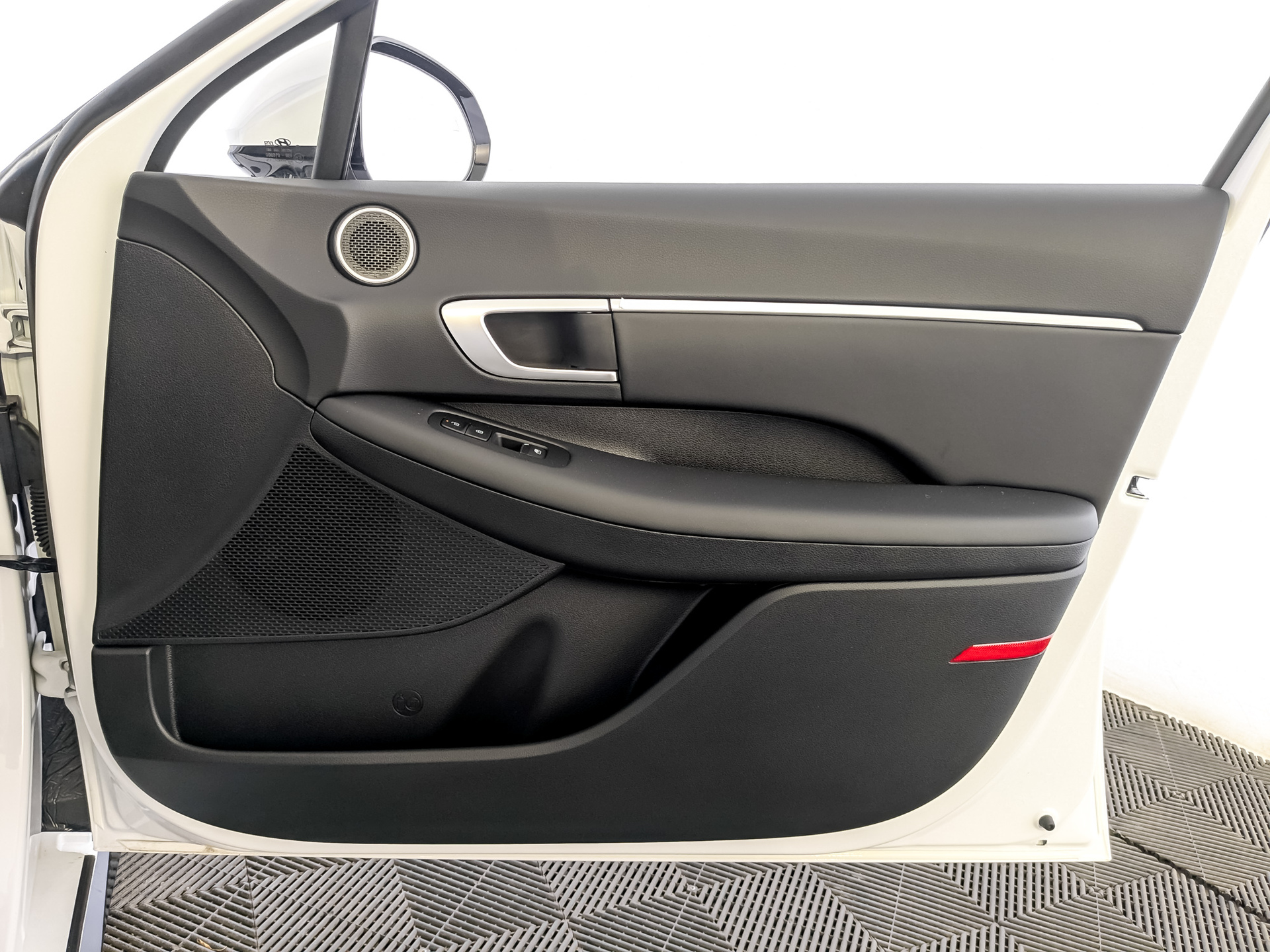 HYUNDAI Sonata 2.00 (160 л.с), автомат, 2026, пробег 6 км